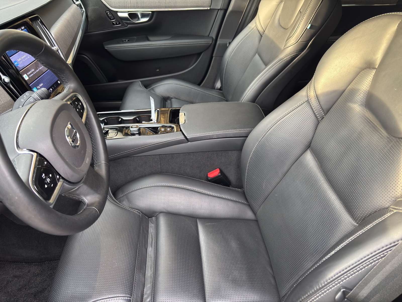 VOLVO V90 2.0 T8 TE Ultimate Dark eAWD-image-5
