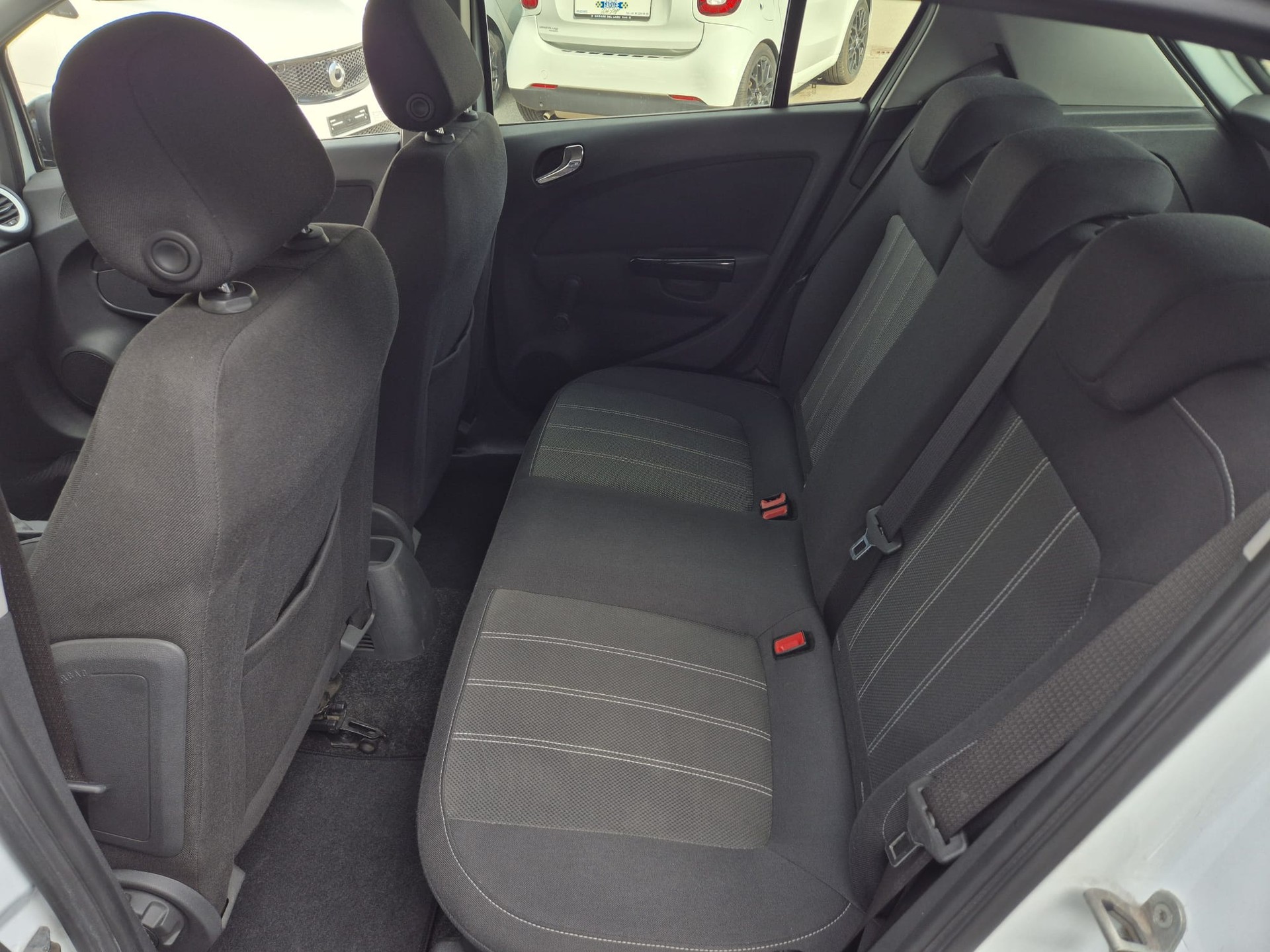 OPEL Corsa 1.4 TP Color Edition-image-10