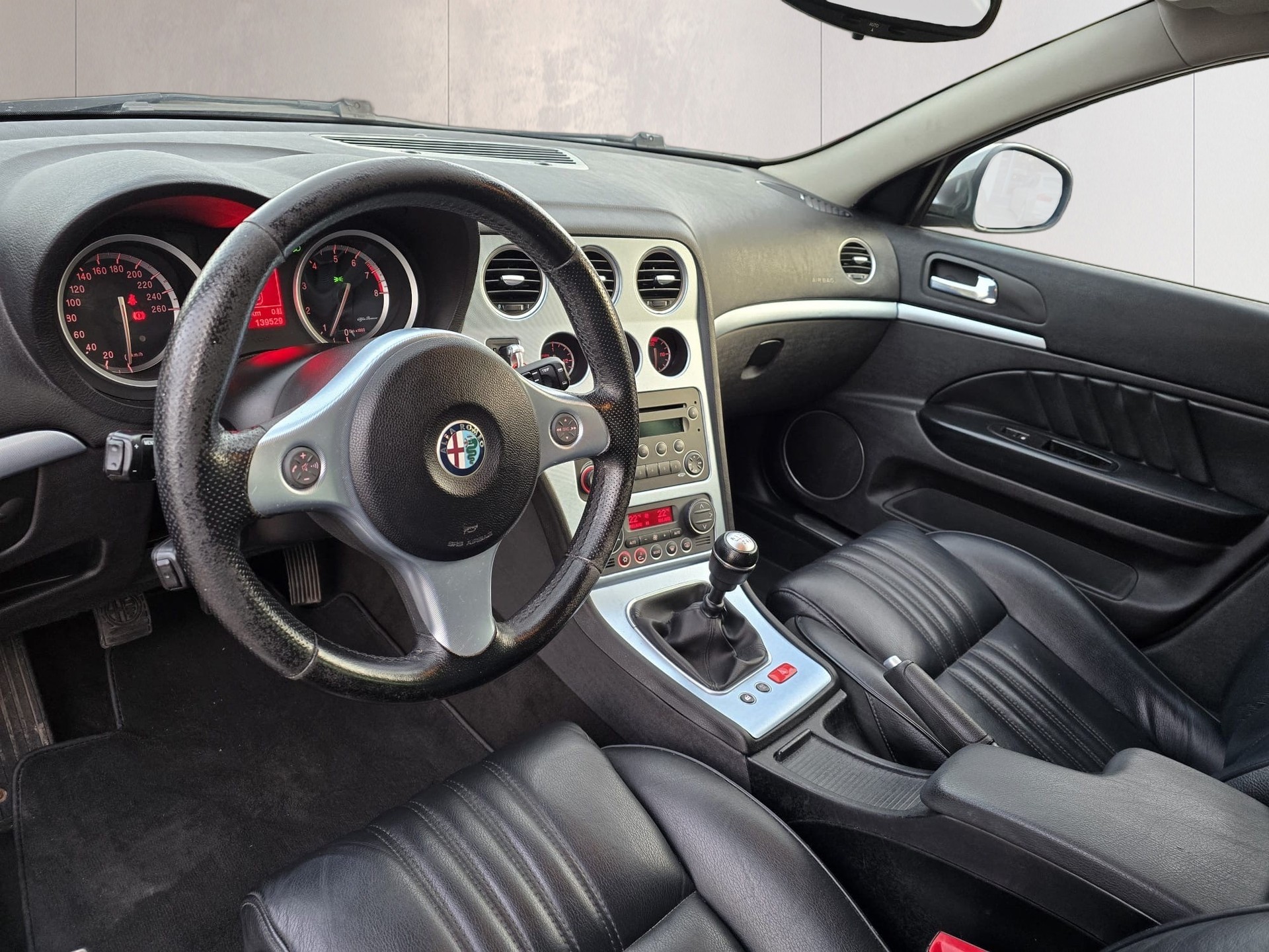 ALFA ROMEO 159 Sportwagon 3.2 JTS Q4 Distinctive-image-11