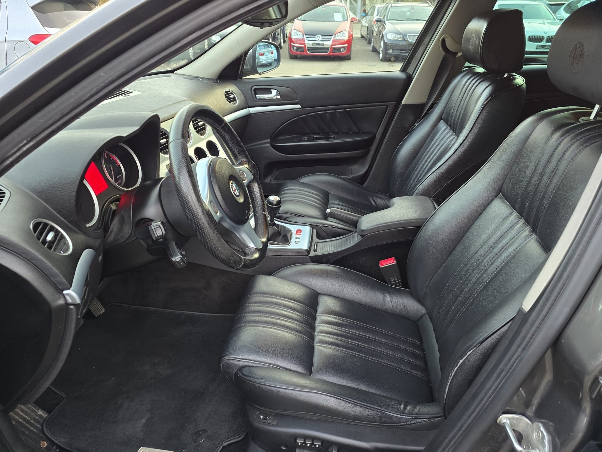 ALFA ROMEO 159 Sportwagon 3.2 JTS Q4 Distinctive-image-12