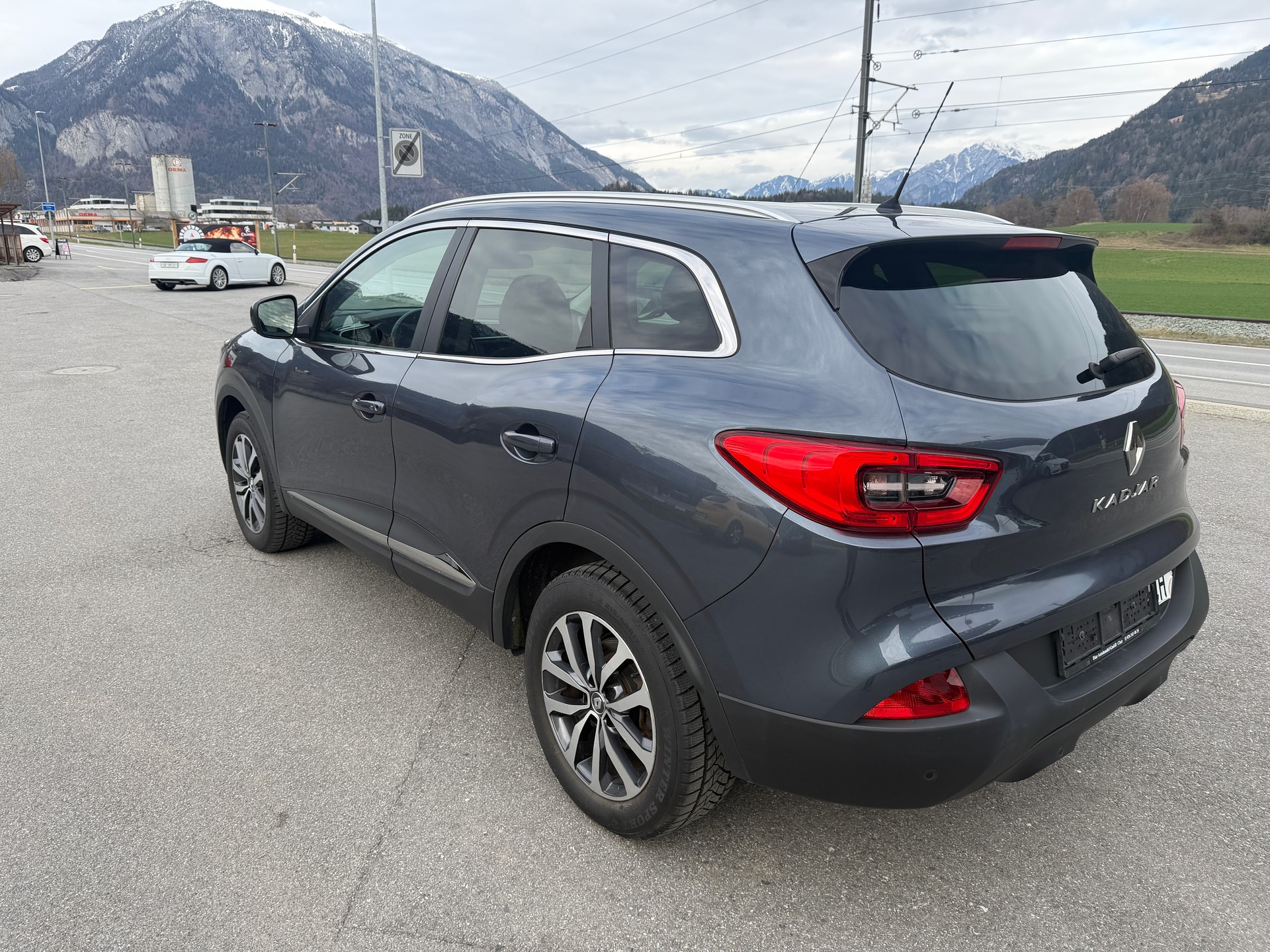 RENAULT Kadjar 1.2 16V Turbo Conquest EDC-image-5