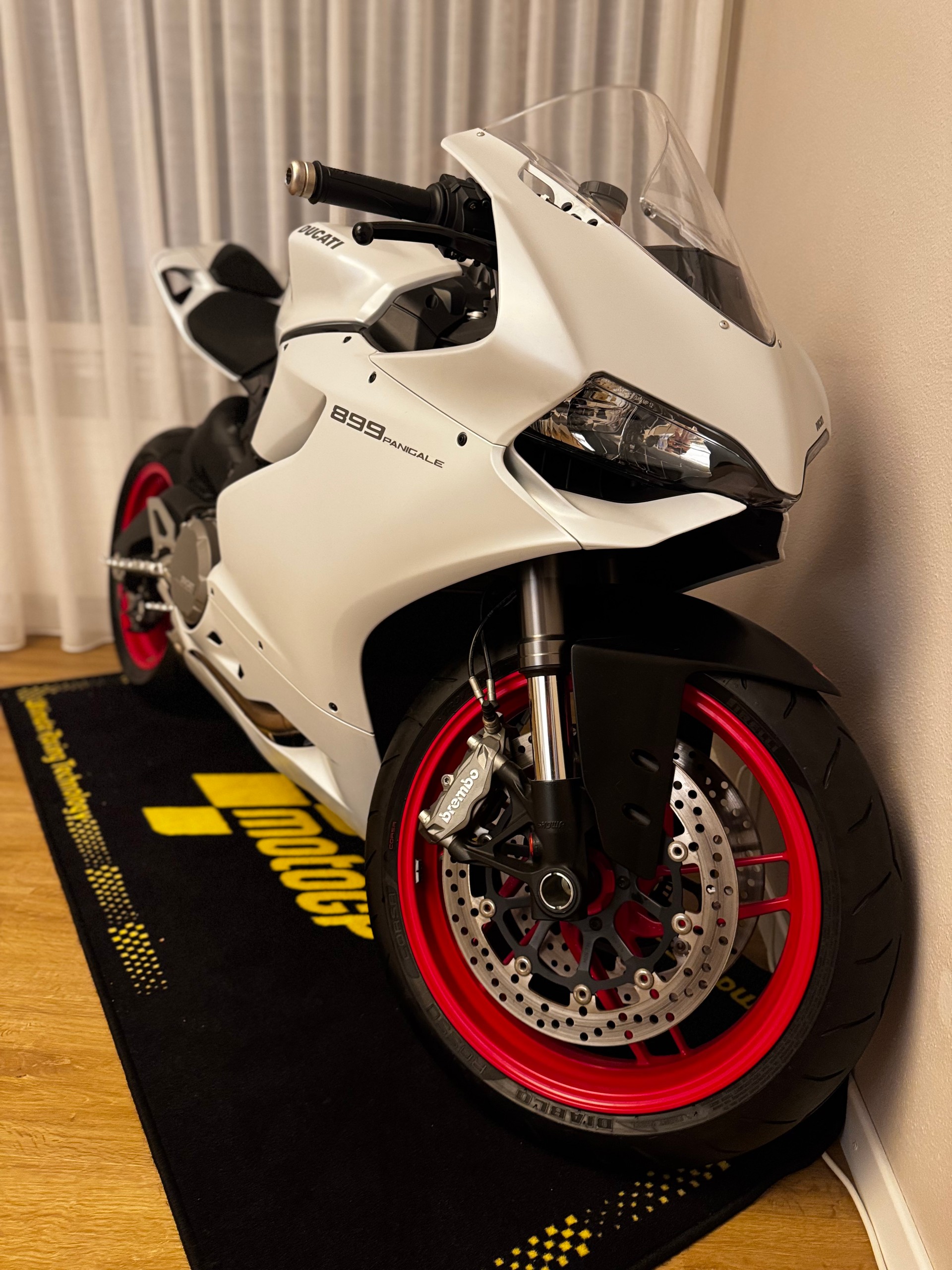 DUCATI Panigale 899-image-1