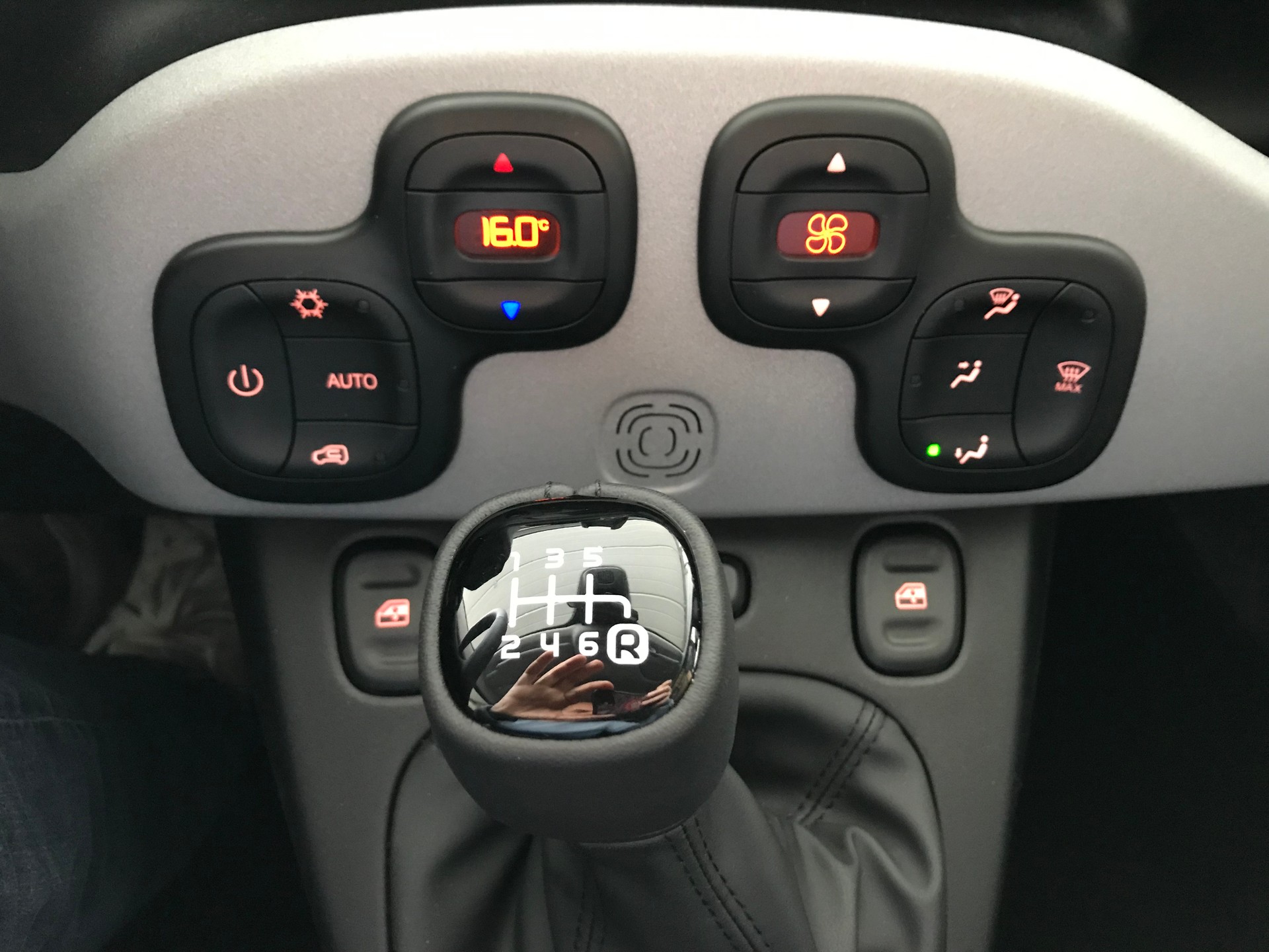 FIAT Panda 0.9 Twinair Turbo Cross 4x4-image-11