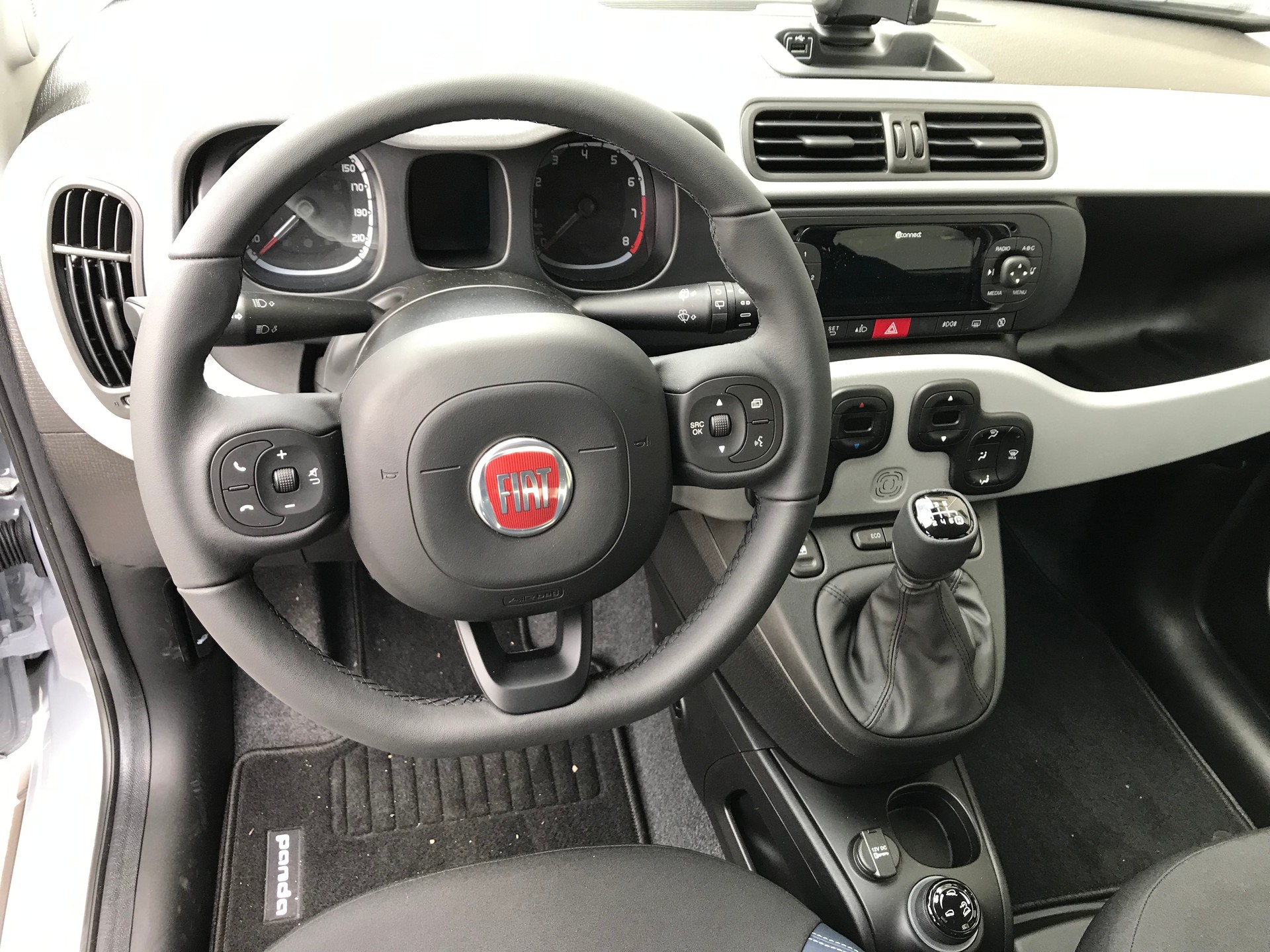 FIAT Panda 0.9 Twinair Turbo Cross 4x4-image-5