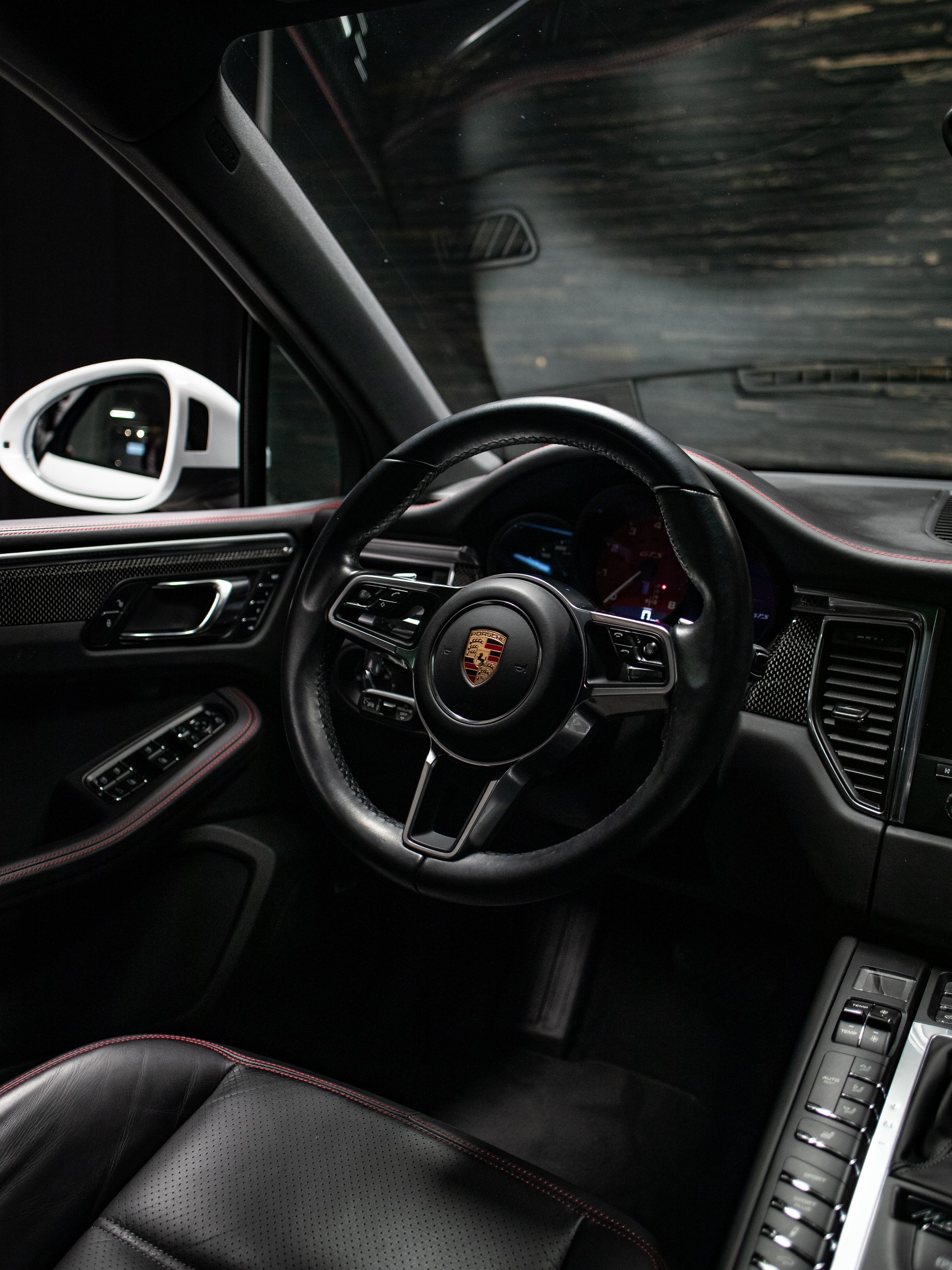 PORSCHE Macan GTS PDK-image-24