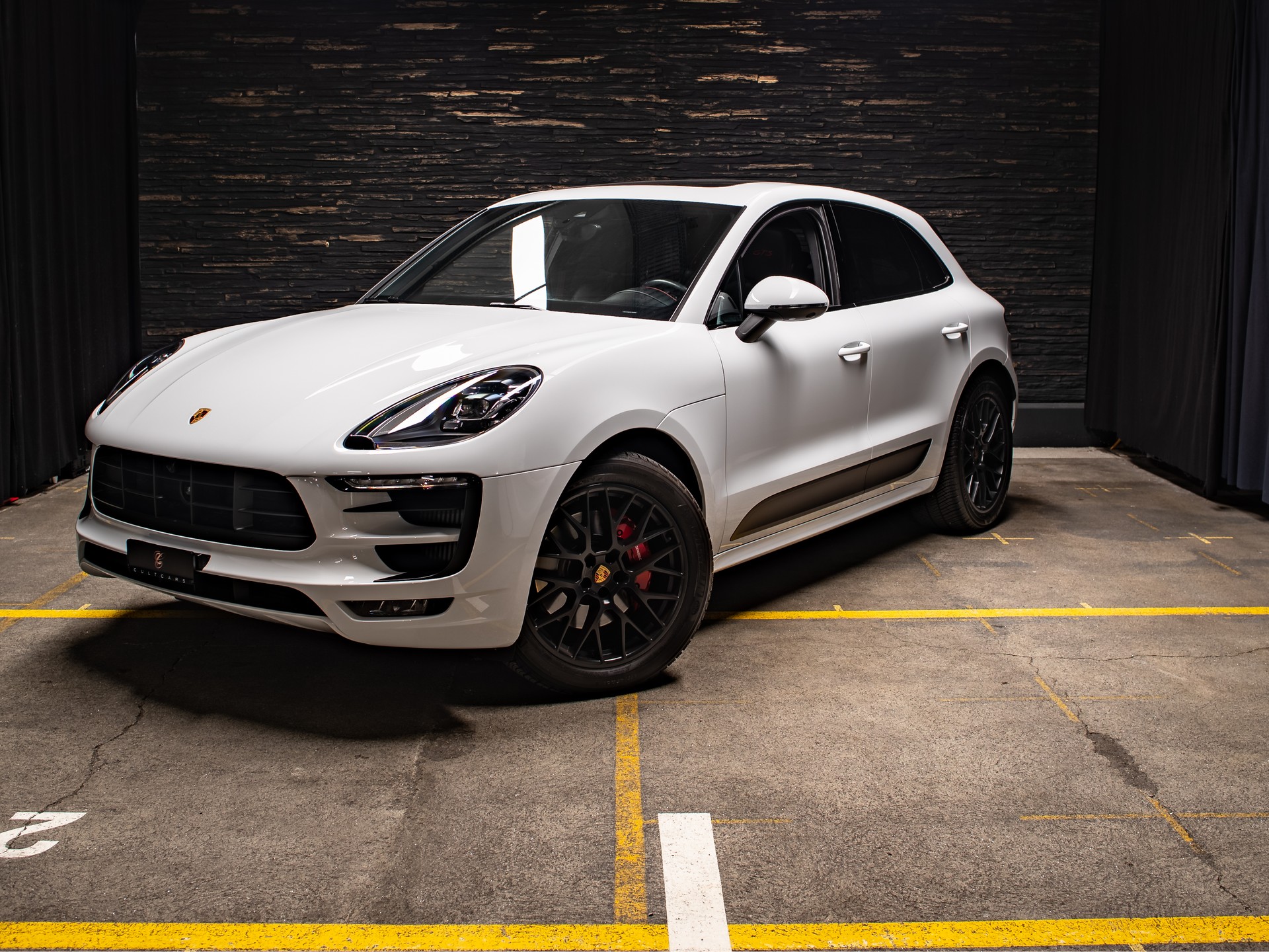 PORSCHE Macan GTS PDK-image-29