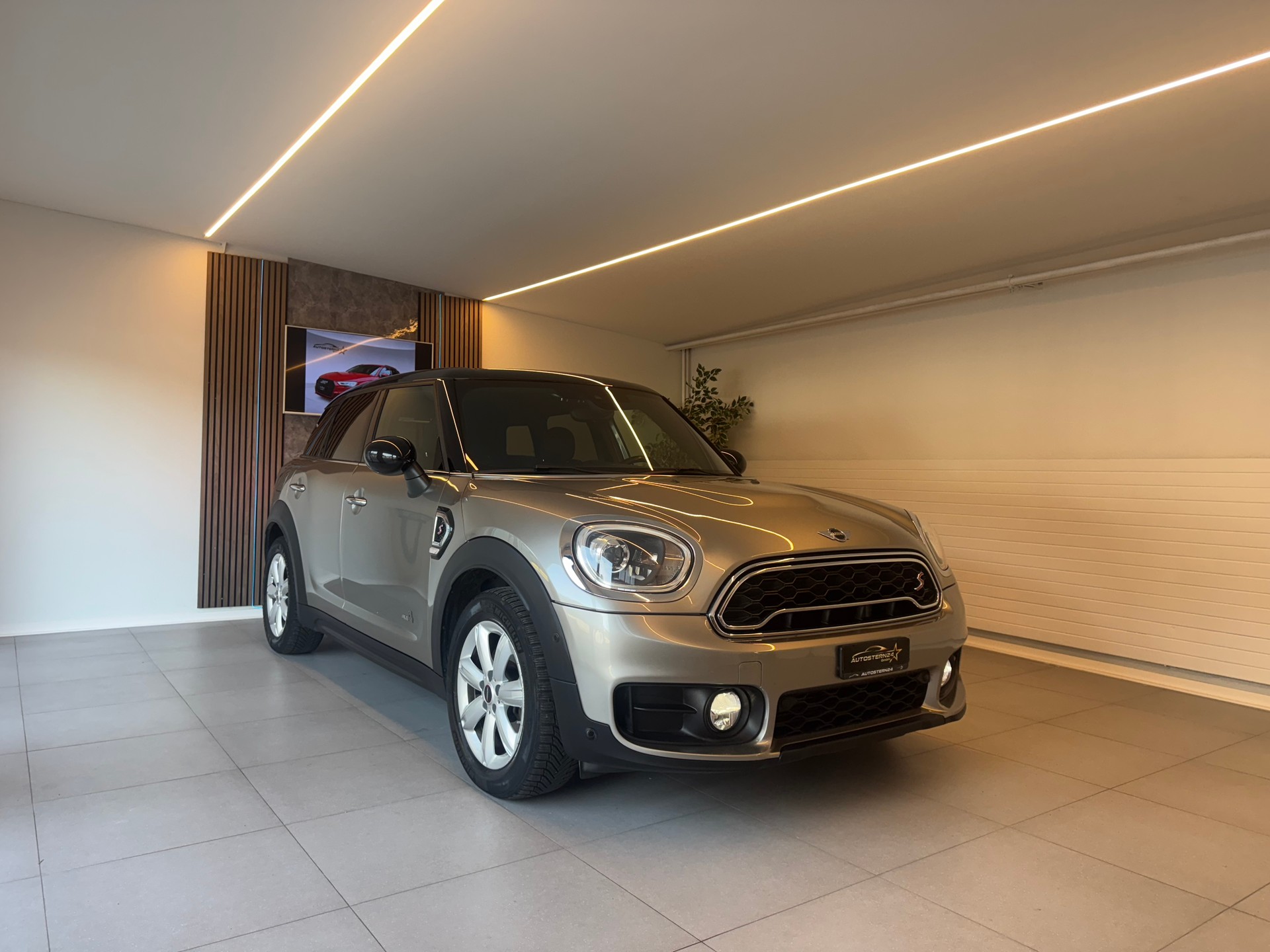 MINI Countryman Cooper S ALL4 Steptronic *CH-Fahrzeug*-showroom-element-1