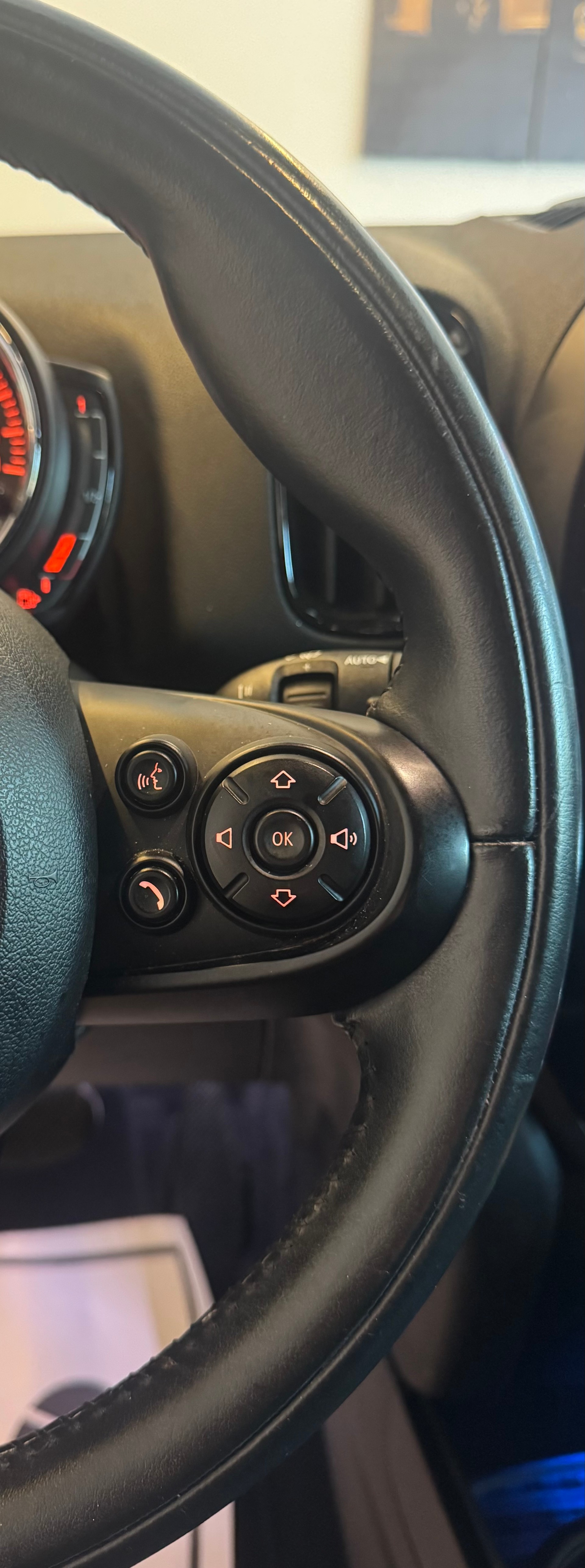 MINI Countryman Cooper S ALL4 Steptronic *CH-Fahrzeug*-image-15