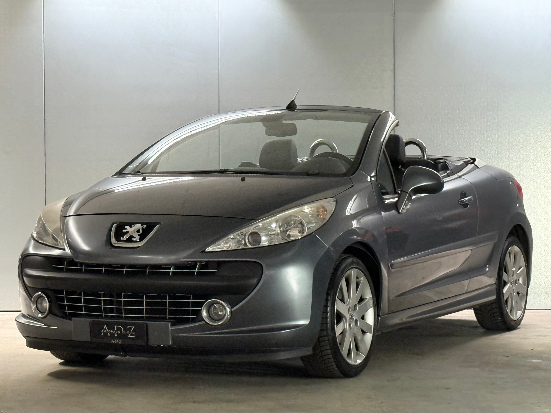 PEUGEOT 207 CC 1.6 16V Turbo Platinium Edition
