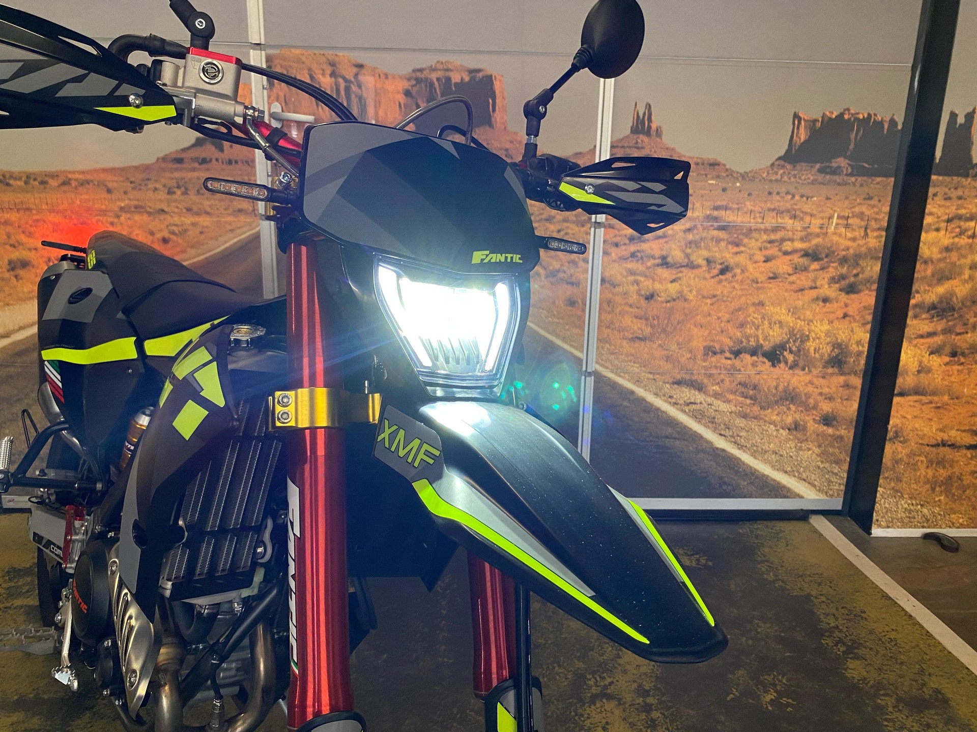 FANTIC XMF 125 Competition ABS-image-4