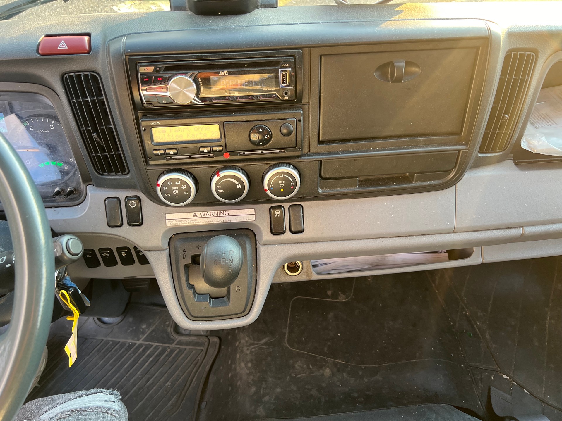 MITSUBISHI FUSO Canter 9C18 Duonic-image-15