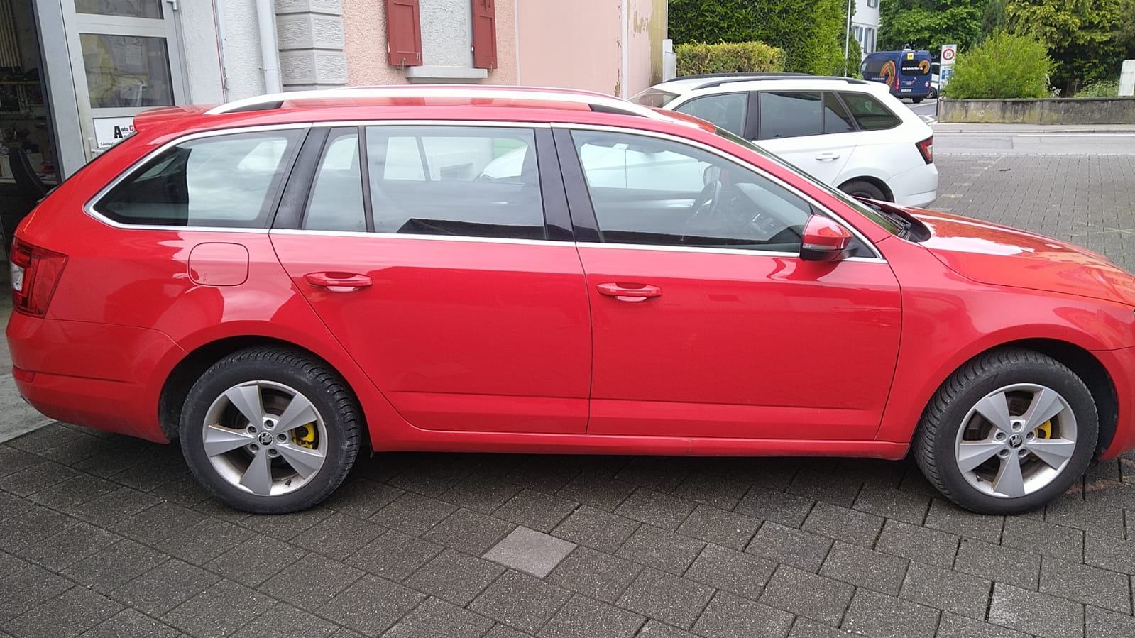 SKODA 2.0Tdi 4X4-image-3