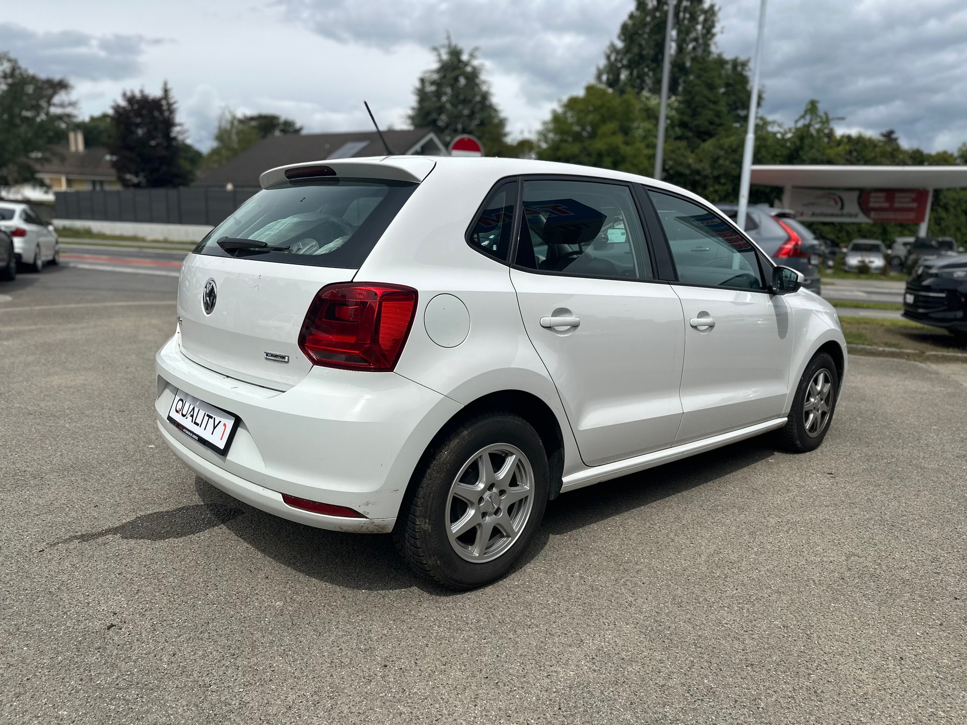 VW Polo 1.0 BMT Trendline-image-3