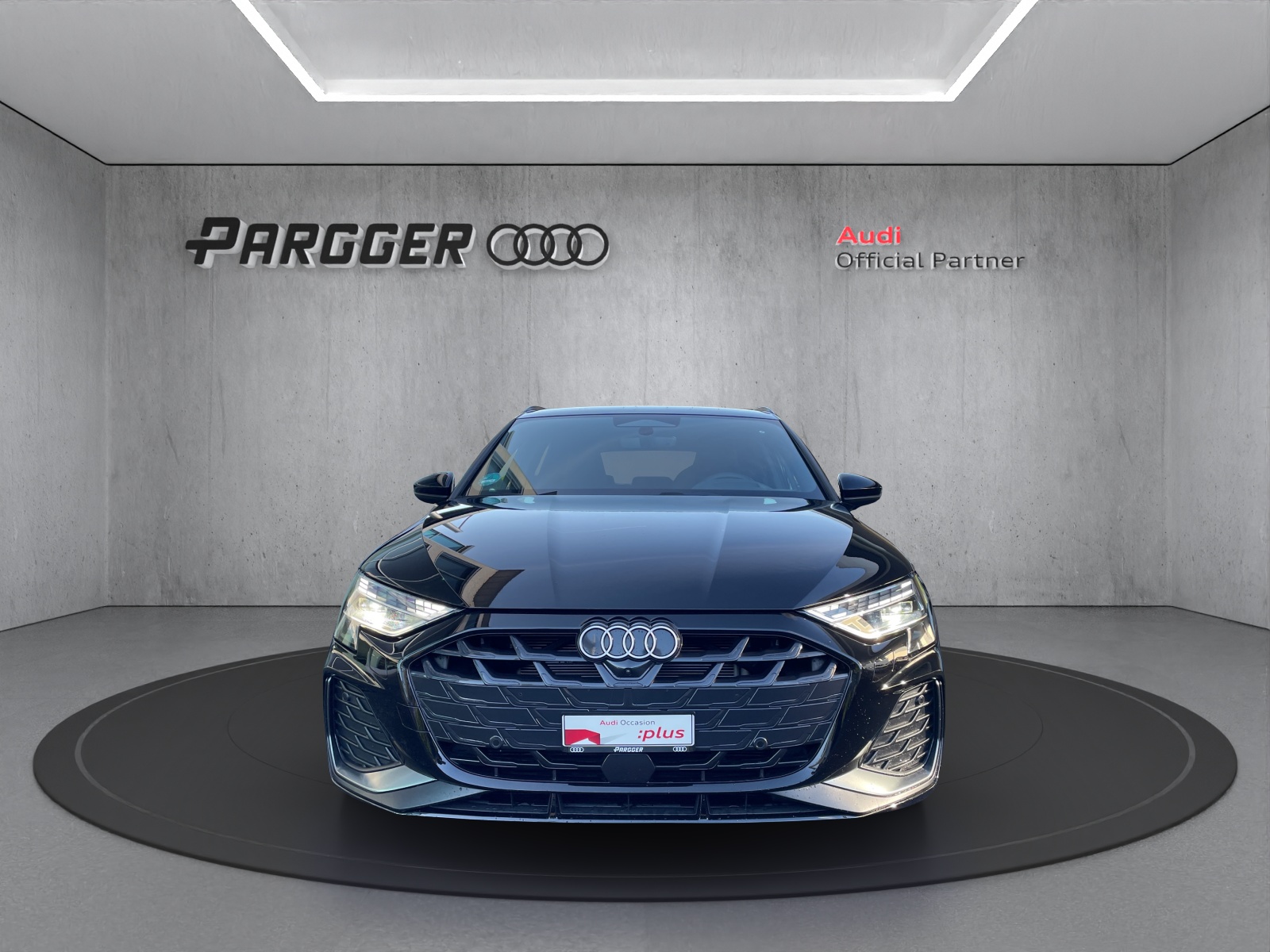 AUDI A3 Sportback TFSI 150 kW quattro S line S tronic-image-1