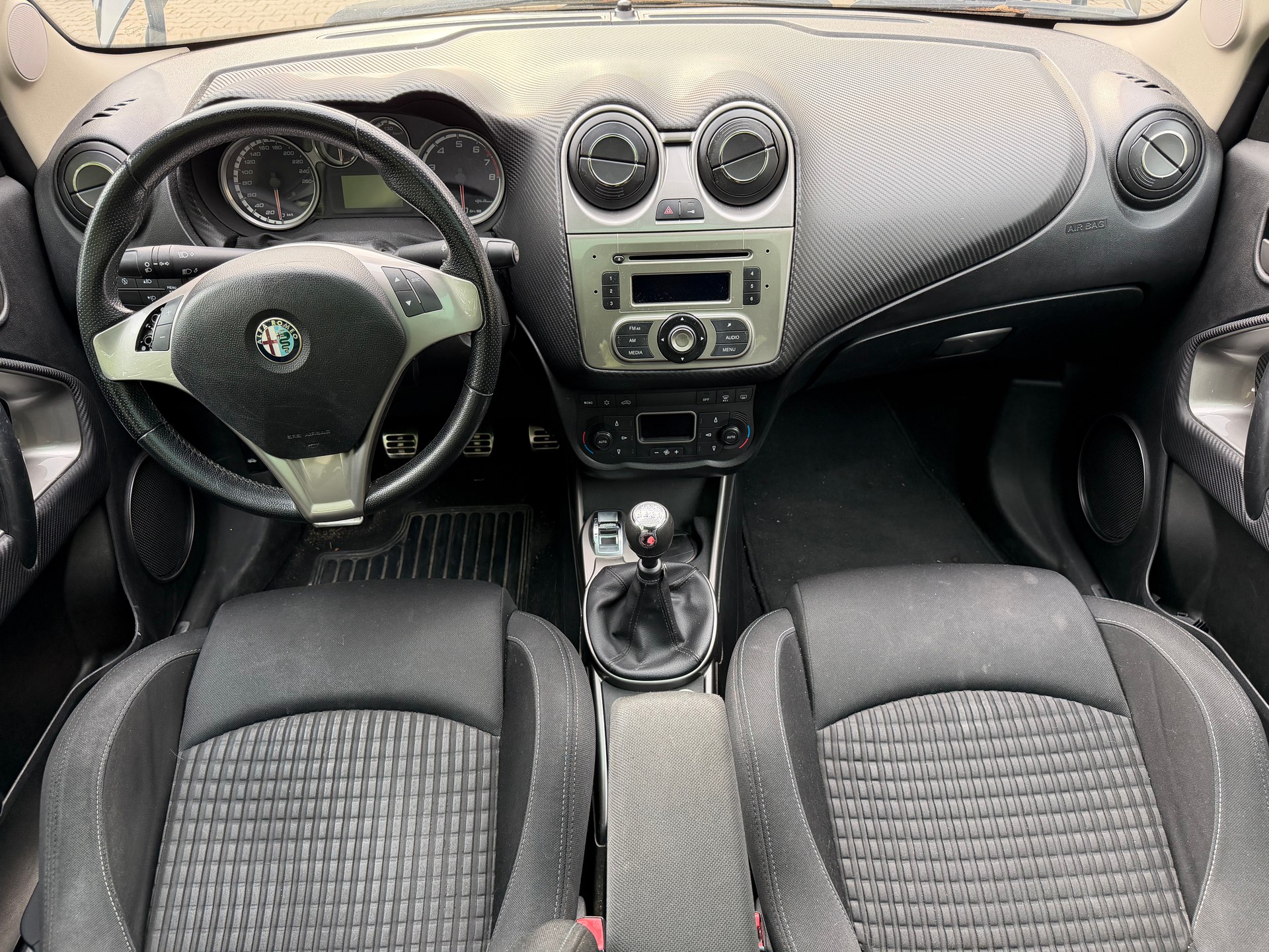 ALFA ROMEO MiTo 1.4 Distinctive-image-7