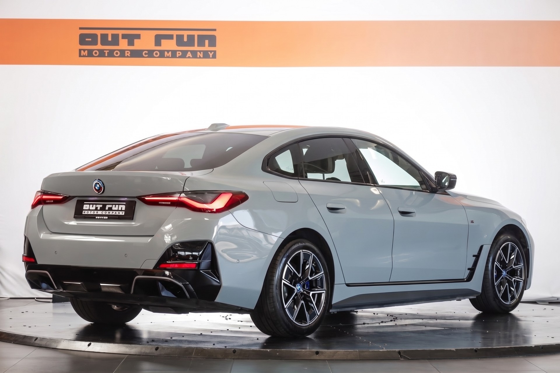BMW i4 M50-image-4