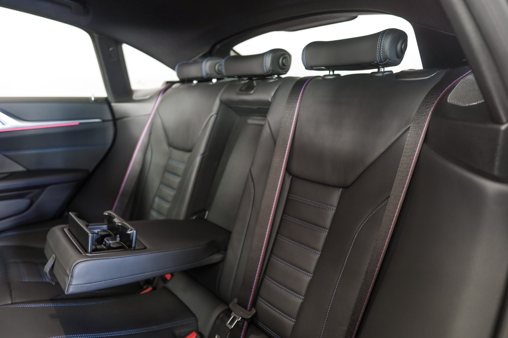 BMW i4 M50-image-22
