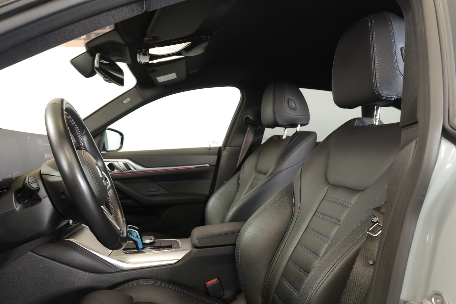 BMW i4 M50-image-23