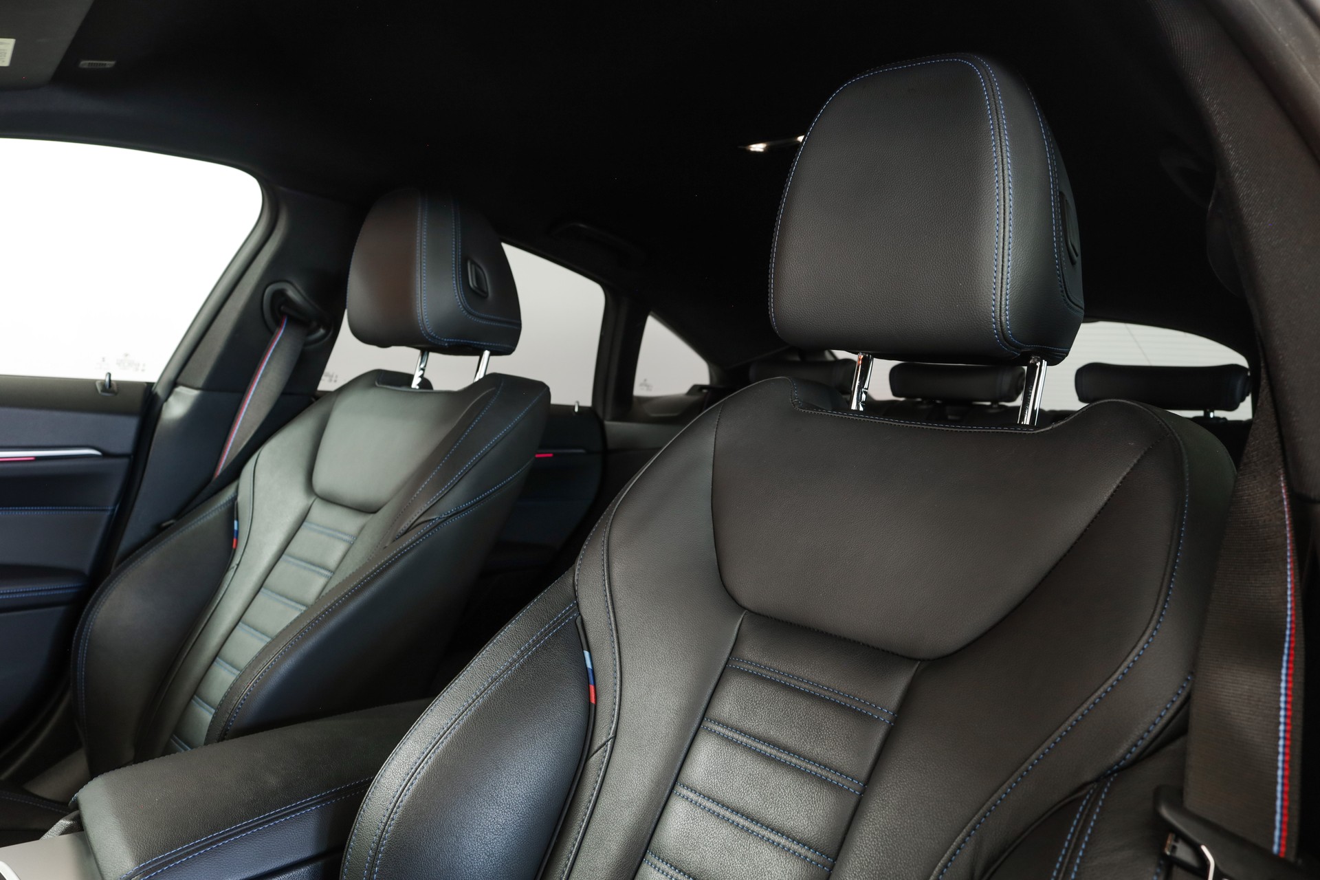 BMW i4 M50-image-21