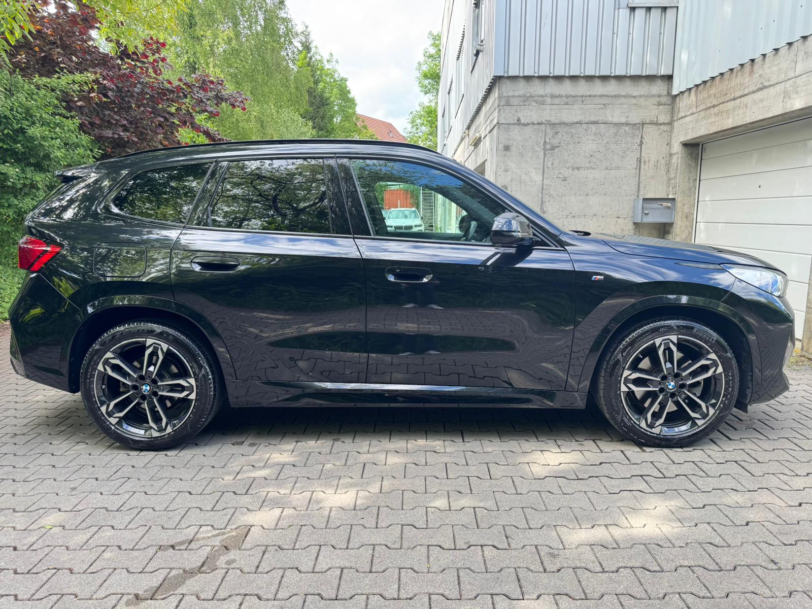 BMW X1 xDrive 23d 48V M Sport-image-6