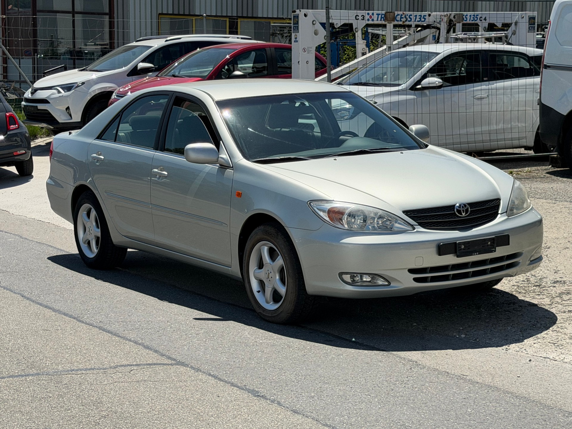 TOYOTA Camry 2.4-showroom-element-2