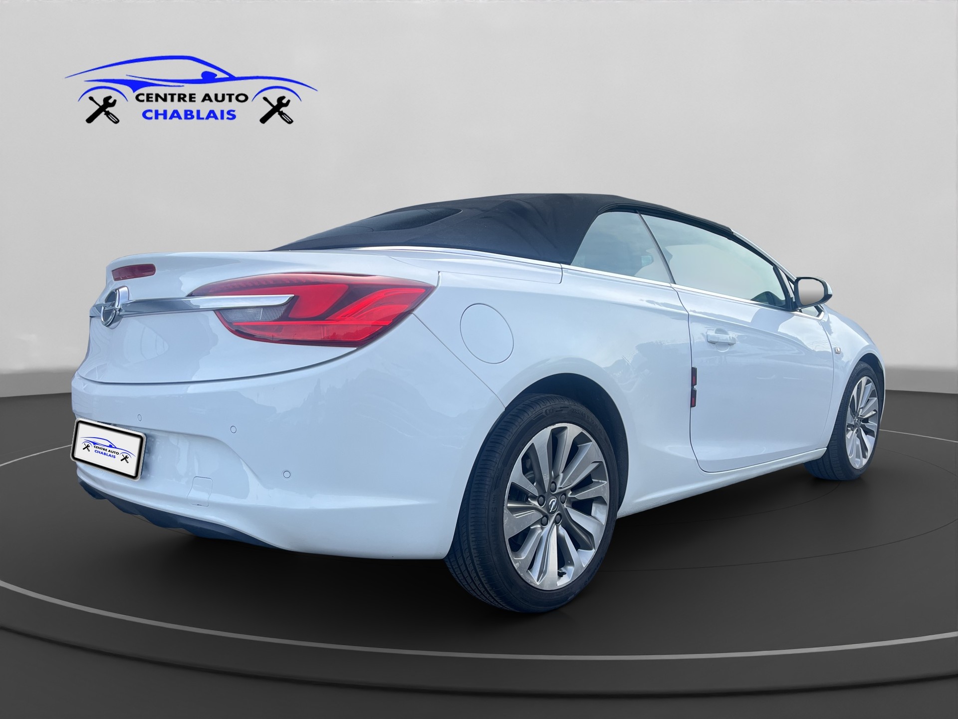 OPEL Cascada 1.6i 16V Cosmo Automat