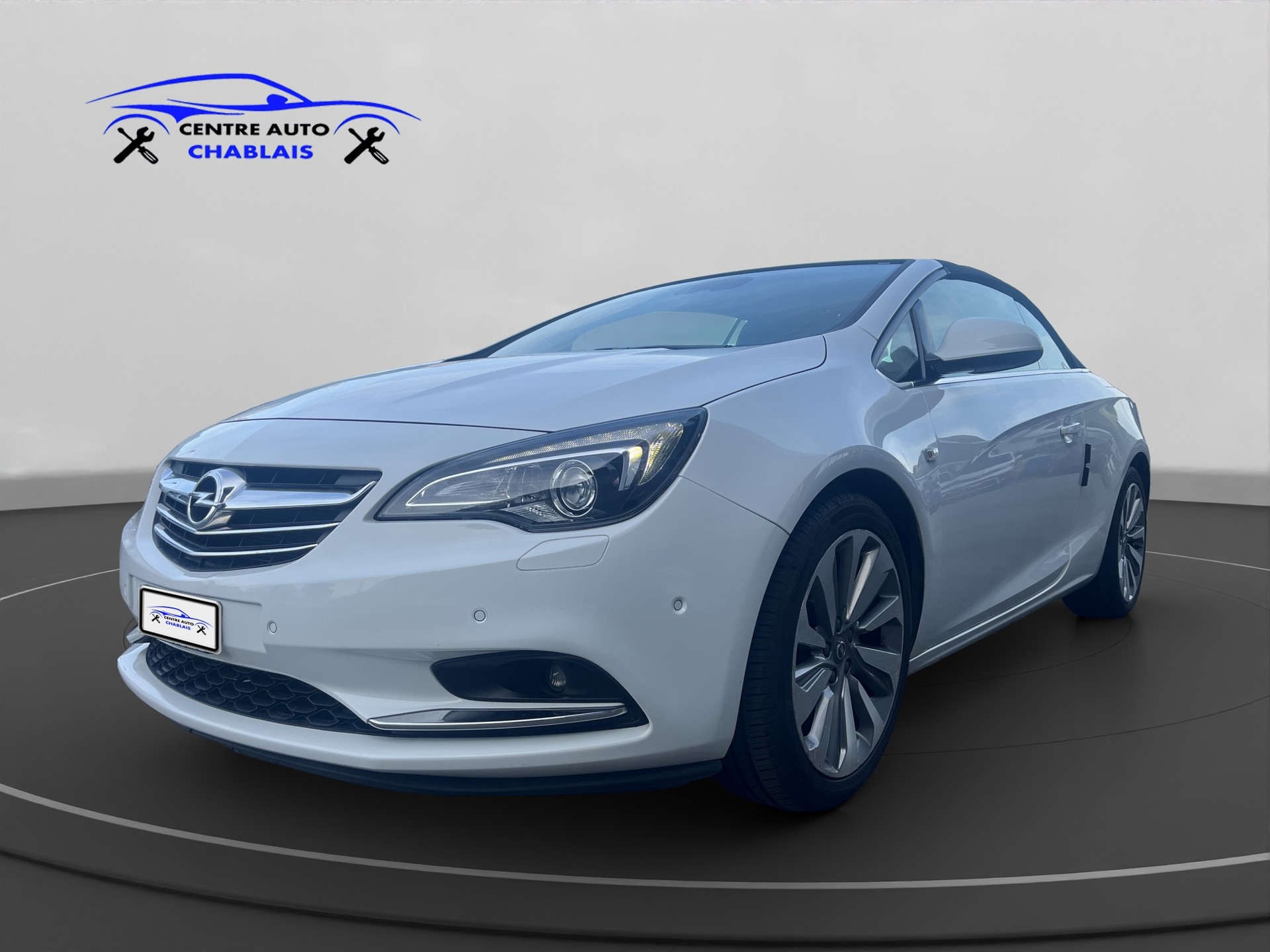 OPEL Cascada 1.6i 16V Cosmo Automat-image-1