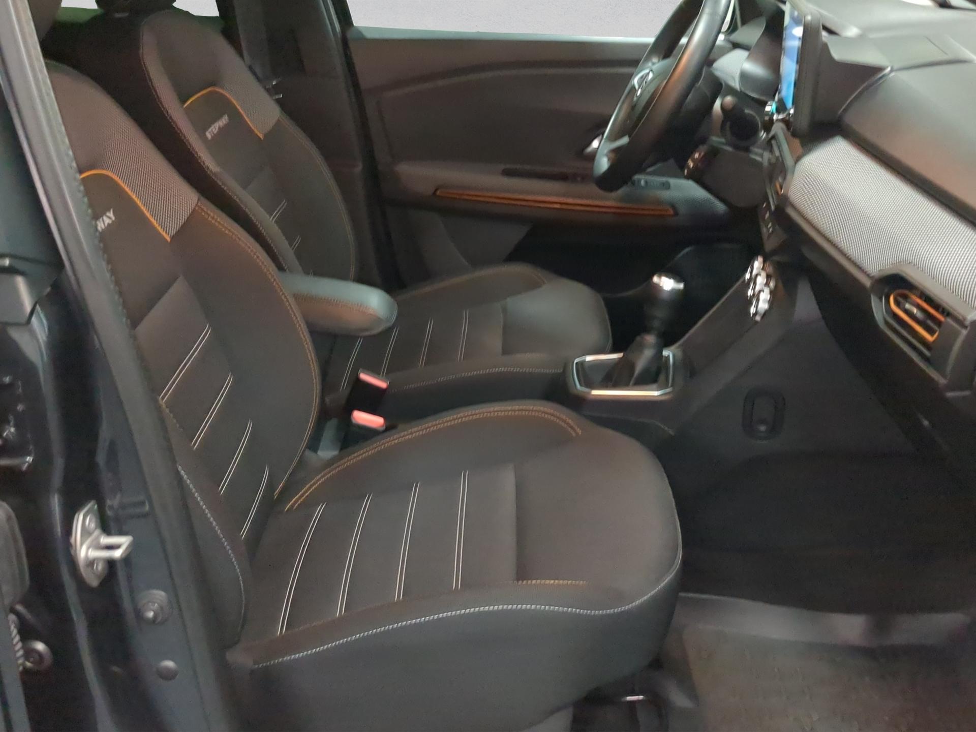 DACIA Sandero Stepway TCe 90 Comfort-image-15
