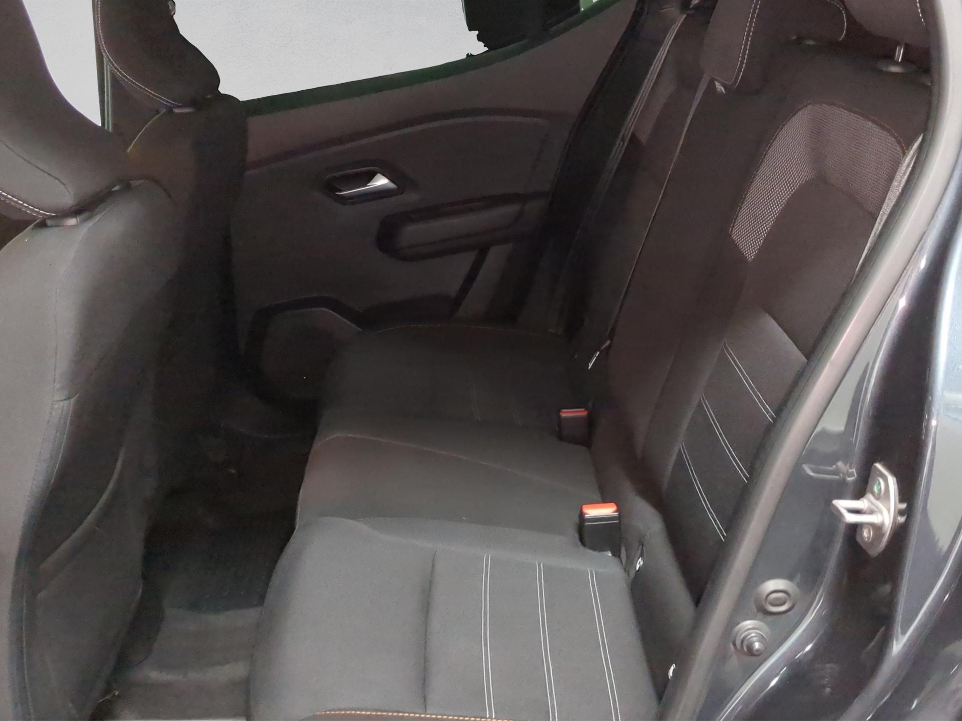DACIA Sandero Stepway TCe 90 Comfort-image-13