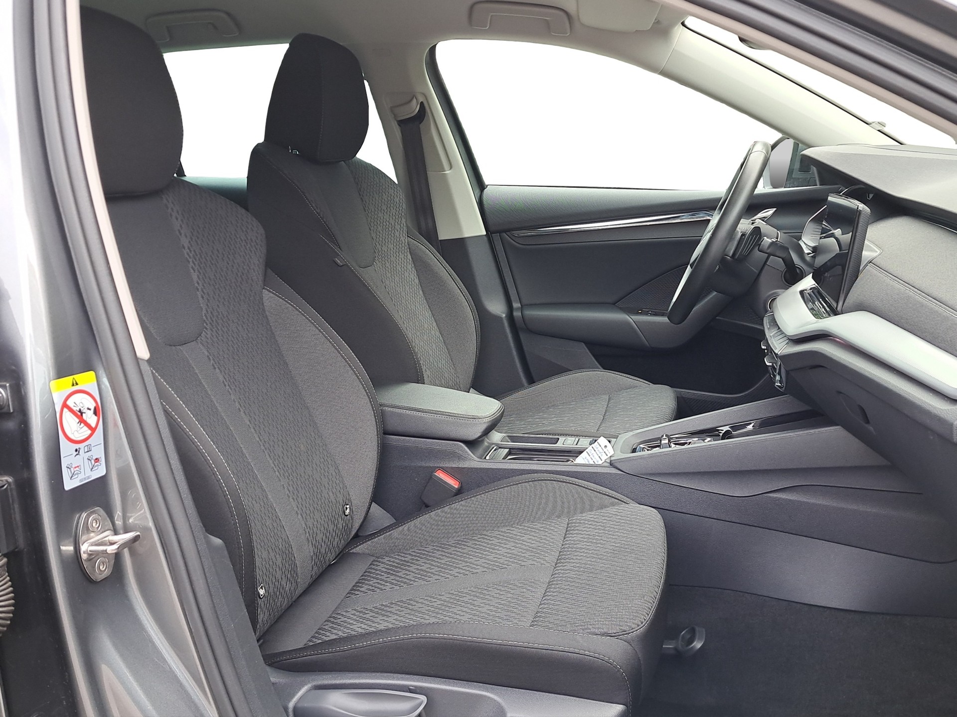 SKODA Octavia Combi 2.0 TDI DSG Style-image-10