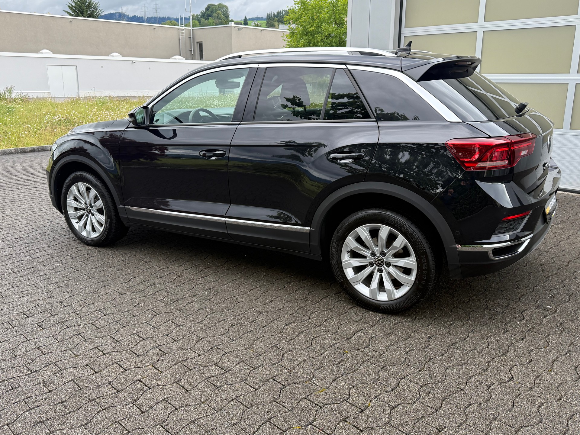 VW T-Roc 2.0 TSI Sport DSG 4Motion-image-6