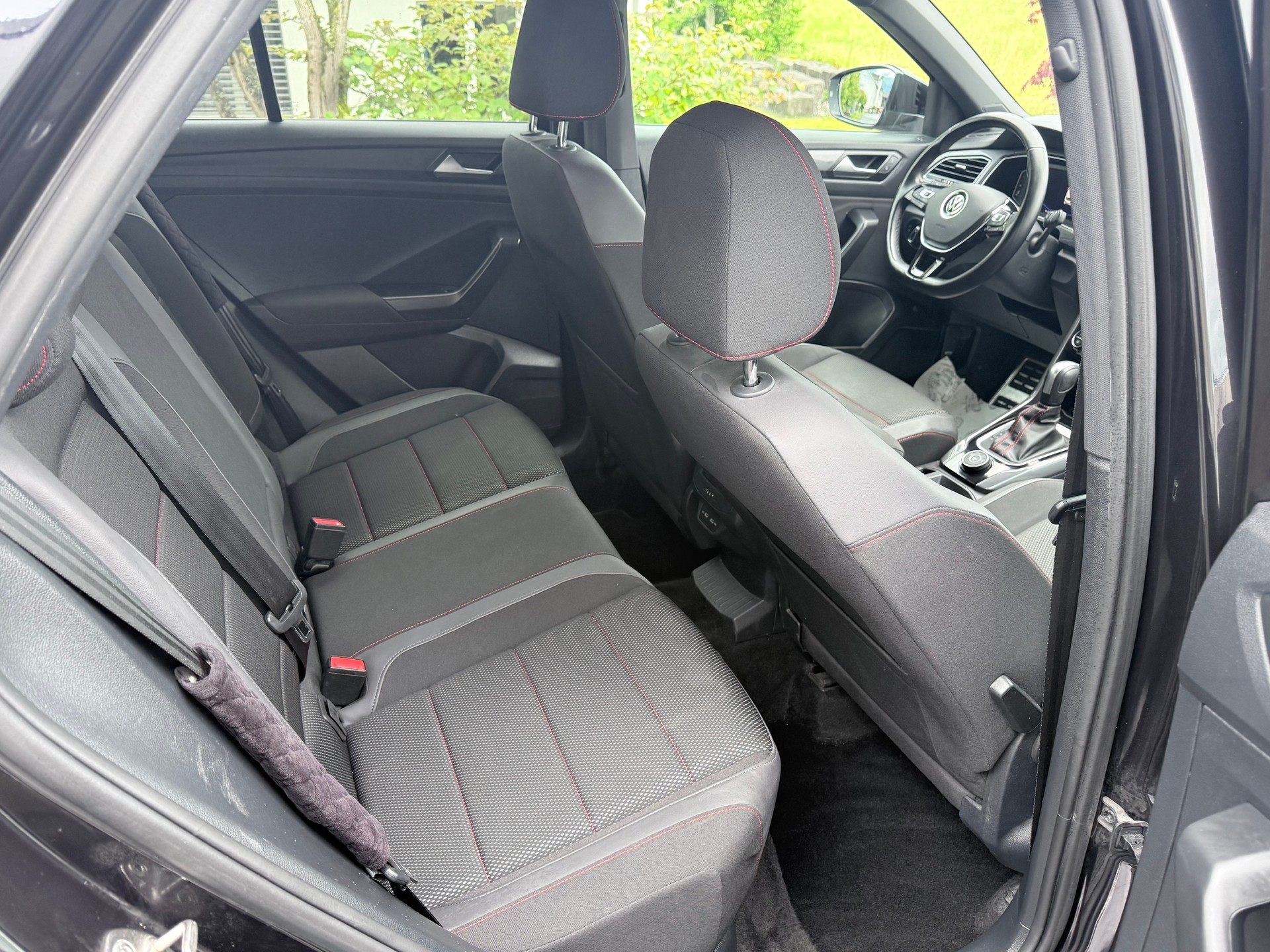 VW T-Roc 2.0 TSI Sport DSG 4Motion-image-14