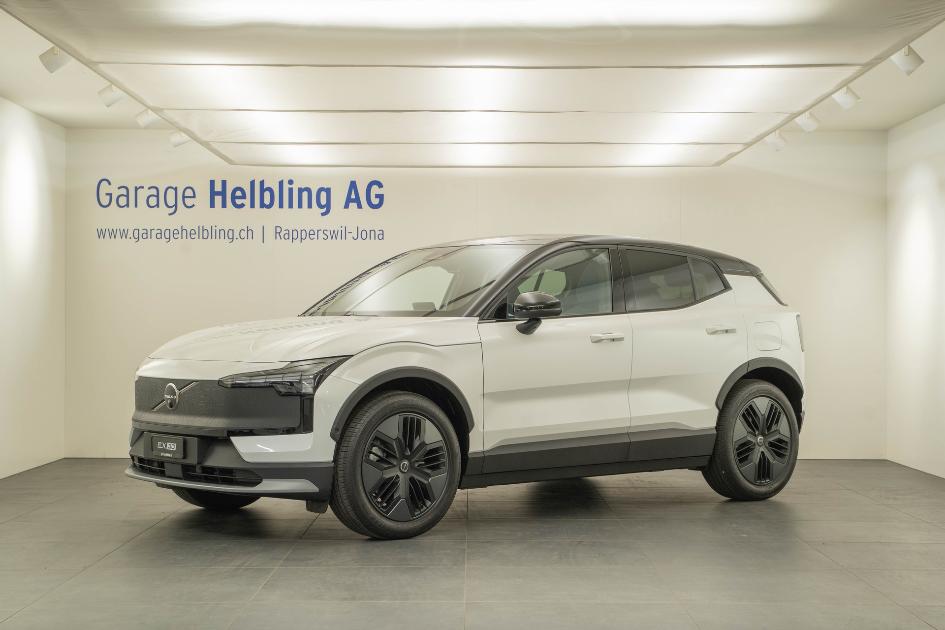 VOLVO EX30 CC E60 Twin Performance AWD-image-0