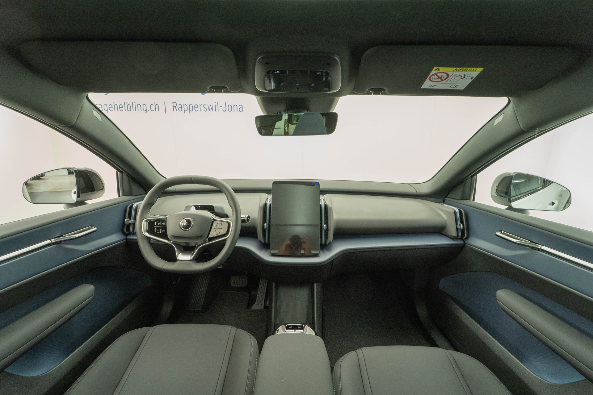 VOLVO EX30 CC E60 Twin Performance AWD-image-5