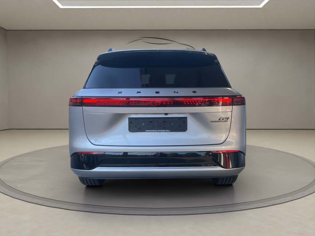 XPENG G9 Performance AWD-showroom-element-2
