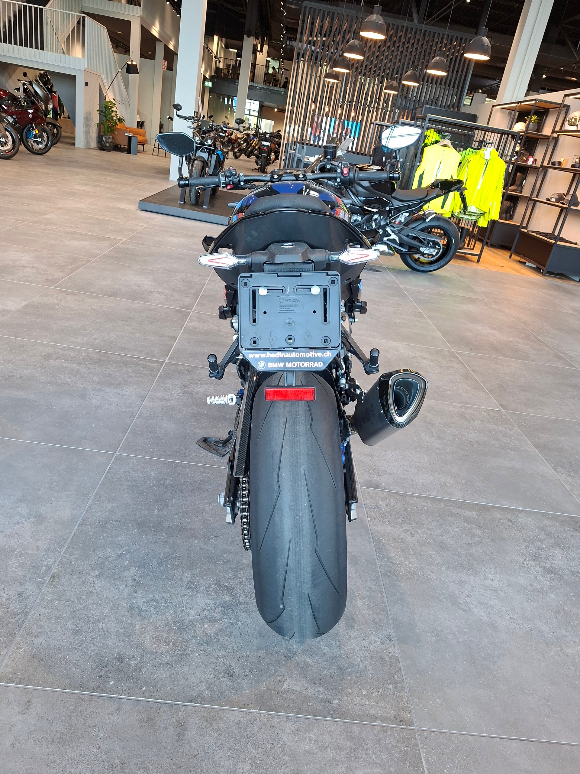 BMW M 1000 R-image-6