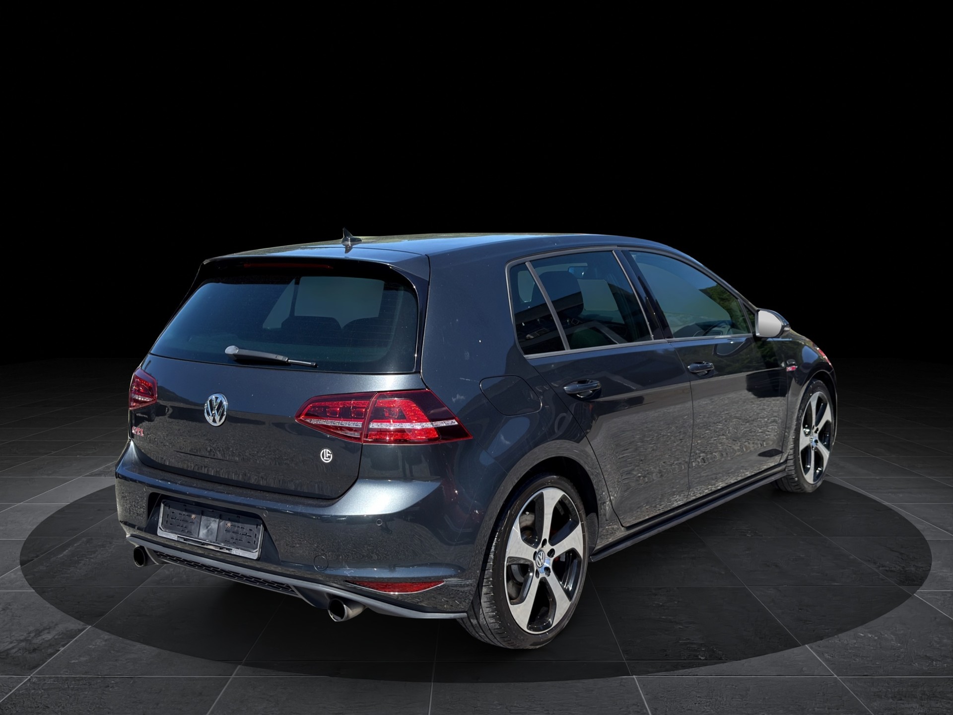 VW Golf 2.0 TSI GTI Performance DSG-showroom-element-1