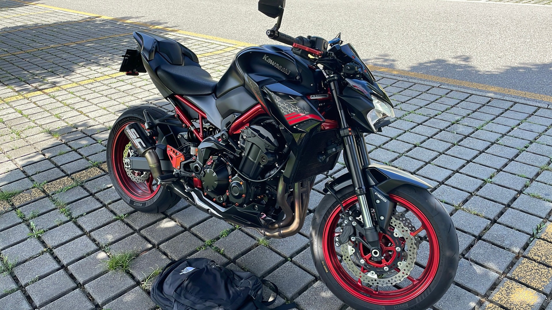KAWASAKI Z 900-image-3