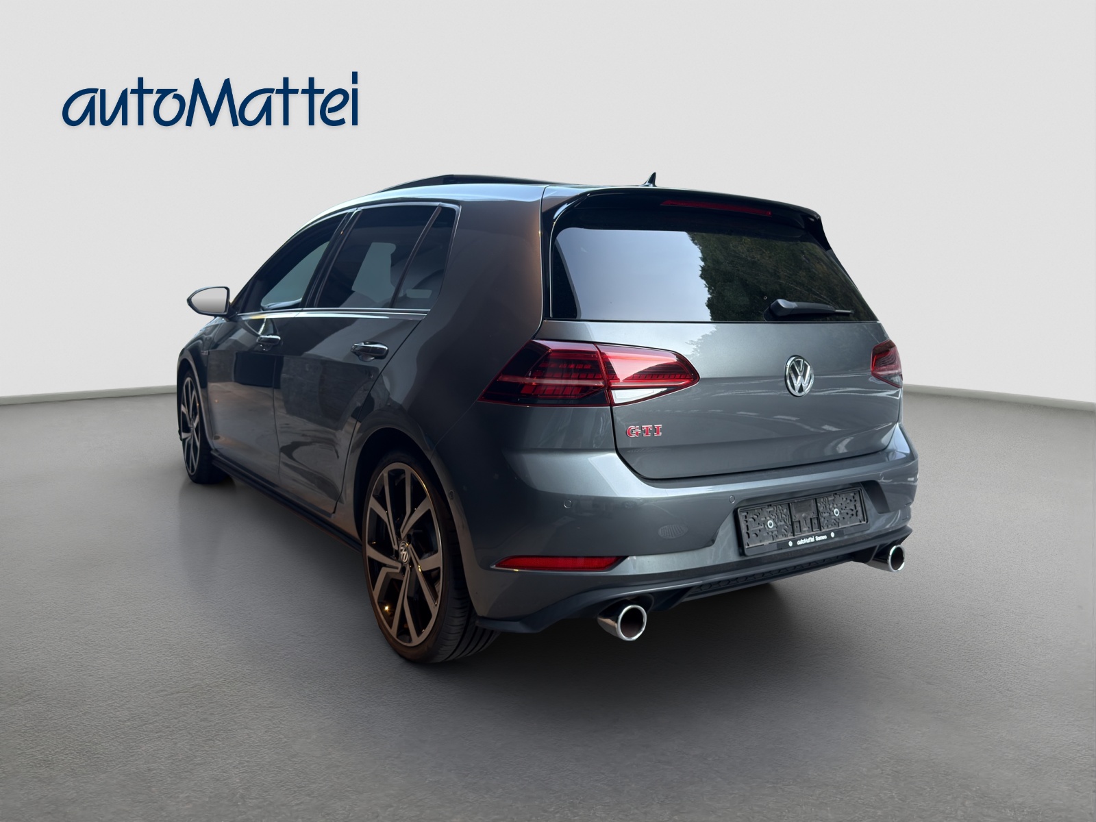 VW Golf 2.0 TSI GTI Performance DSG-showroom-element-2