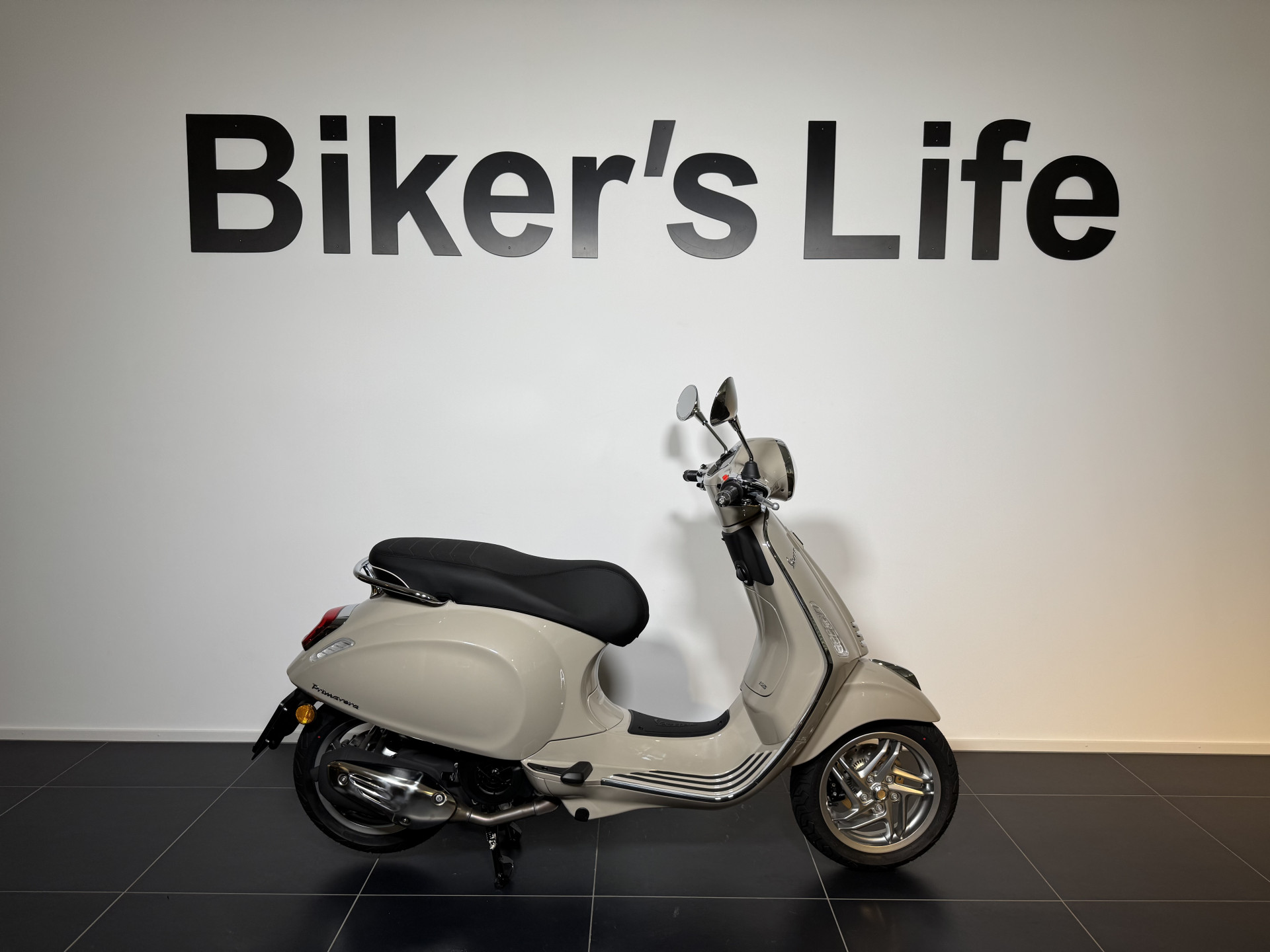 PIAGGIO Vespa Primavera 125-image-0