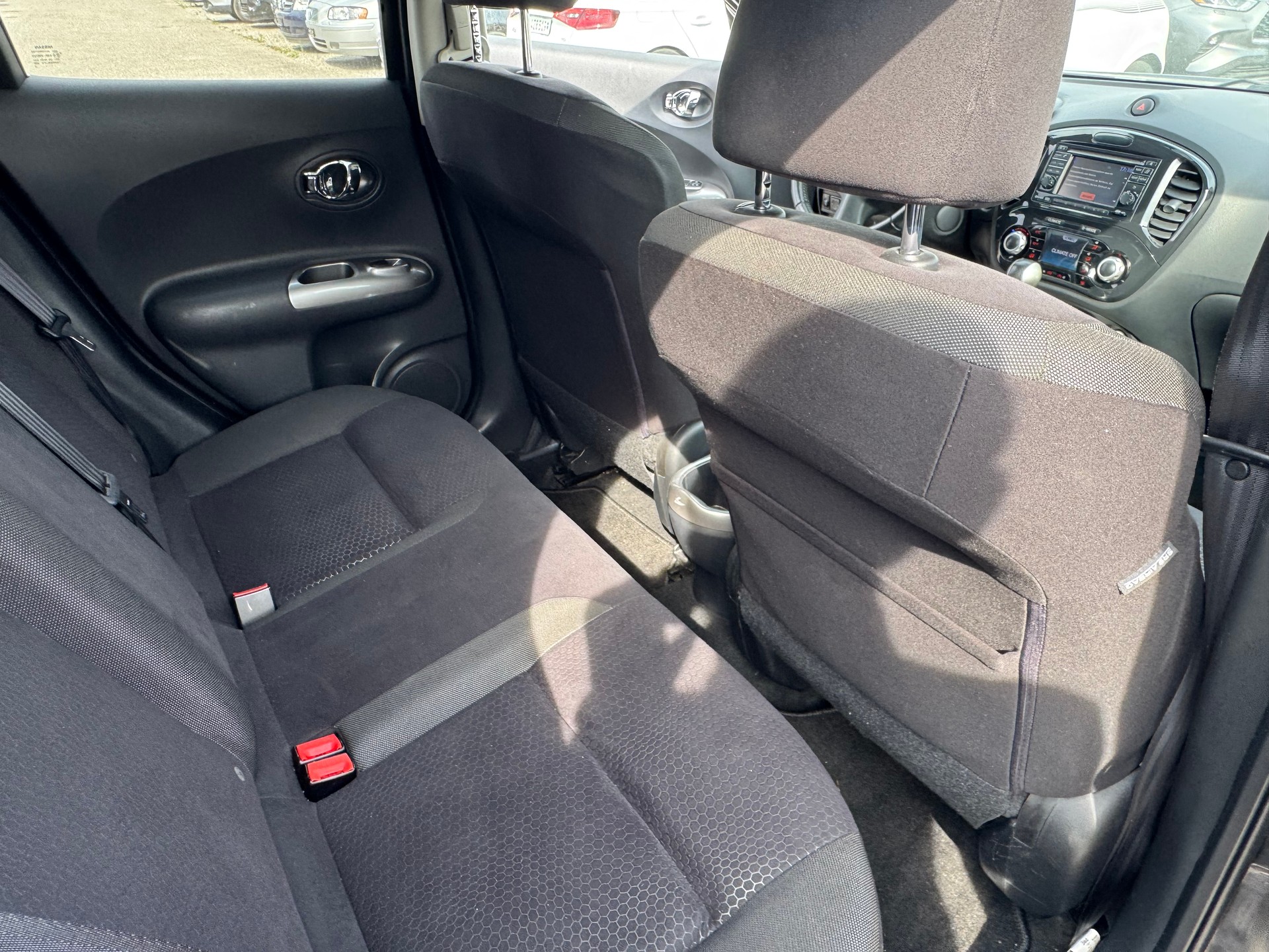 NISSAN Juke 1.6 DIG-T tekna 4x4 Xtronic M-CVT-image-8