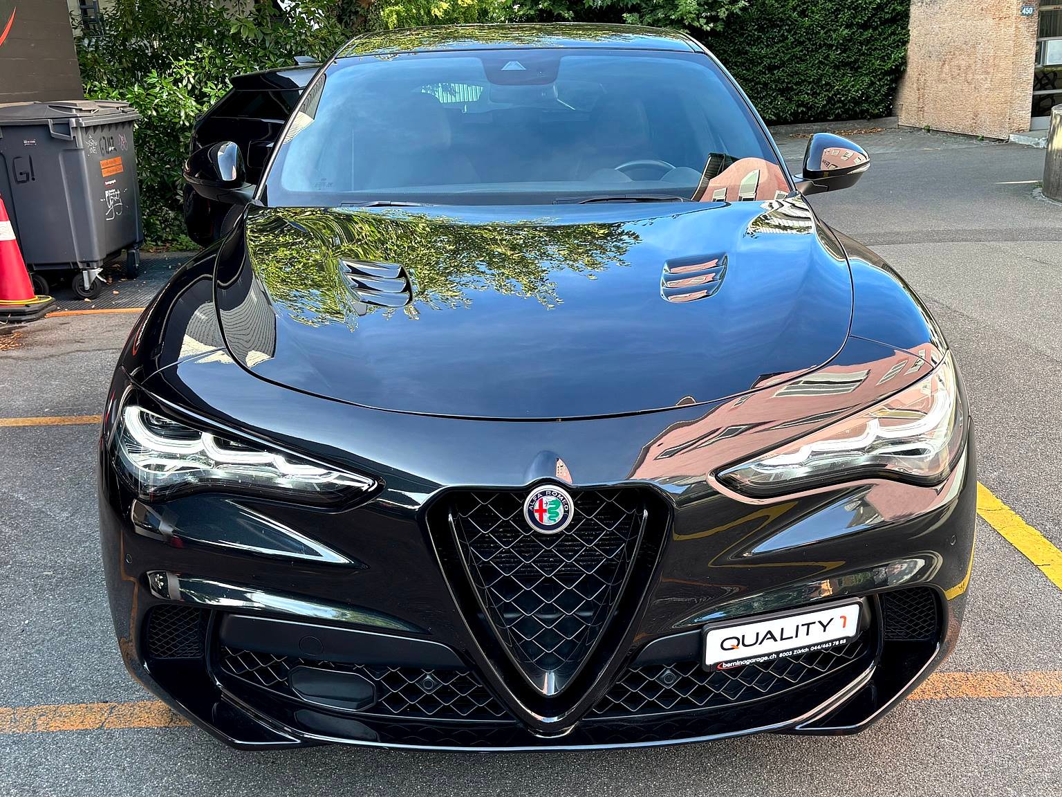 ALFA ROMEO Stelvio 2.9 V6 Quadrifoglio Q4 AT8 (520 PS)-showroom-element-1