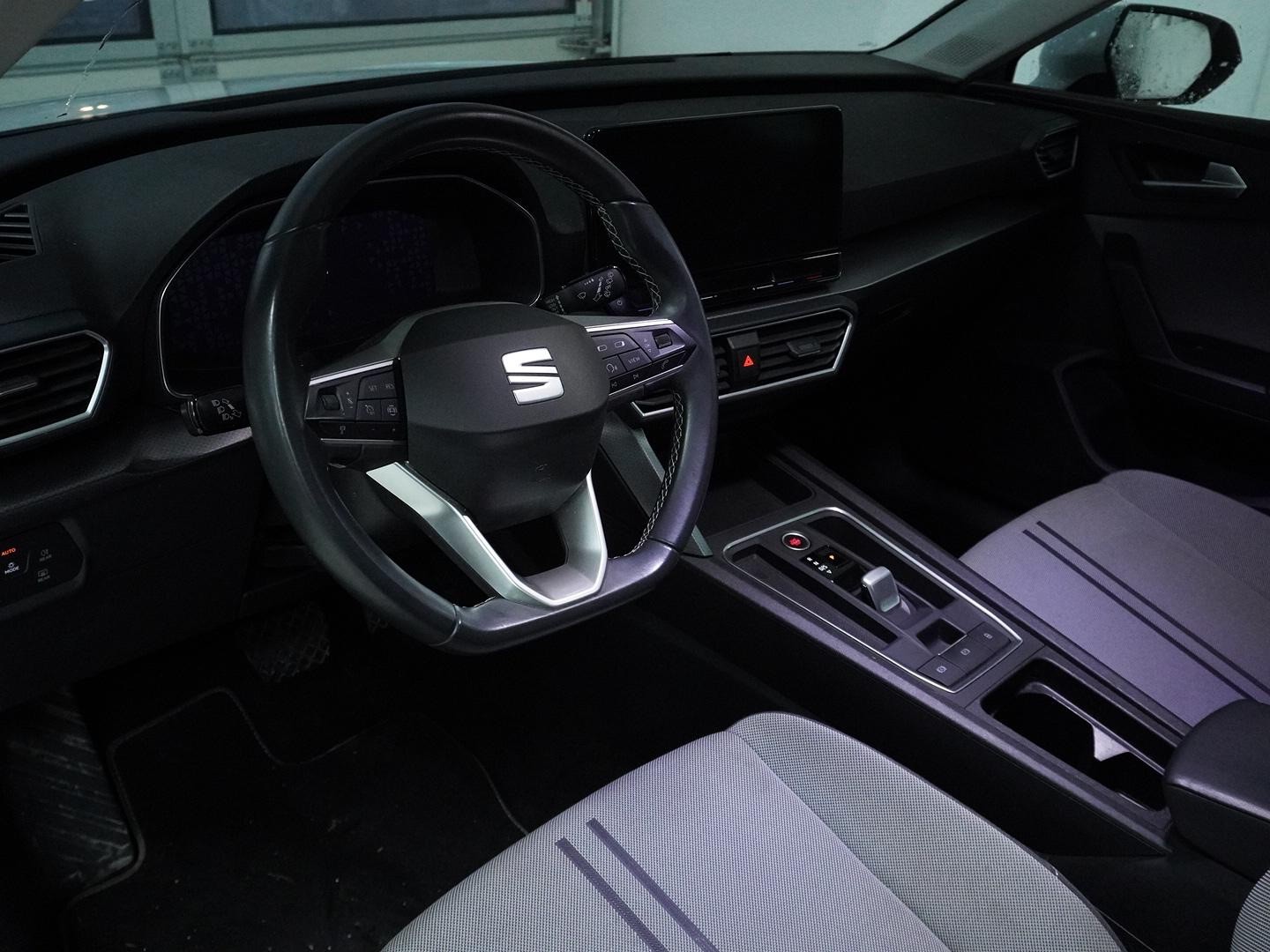 SEAT Leon ST 2.0 TDI EVO DSG Style-showroom-element-2