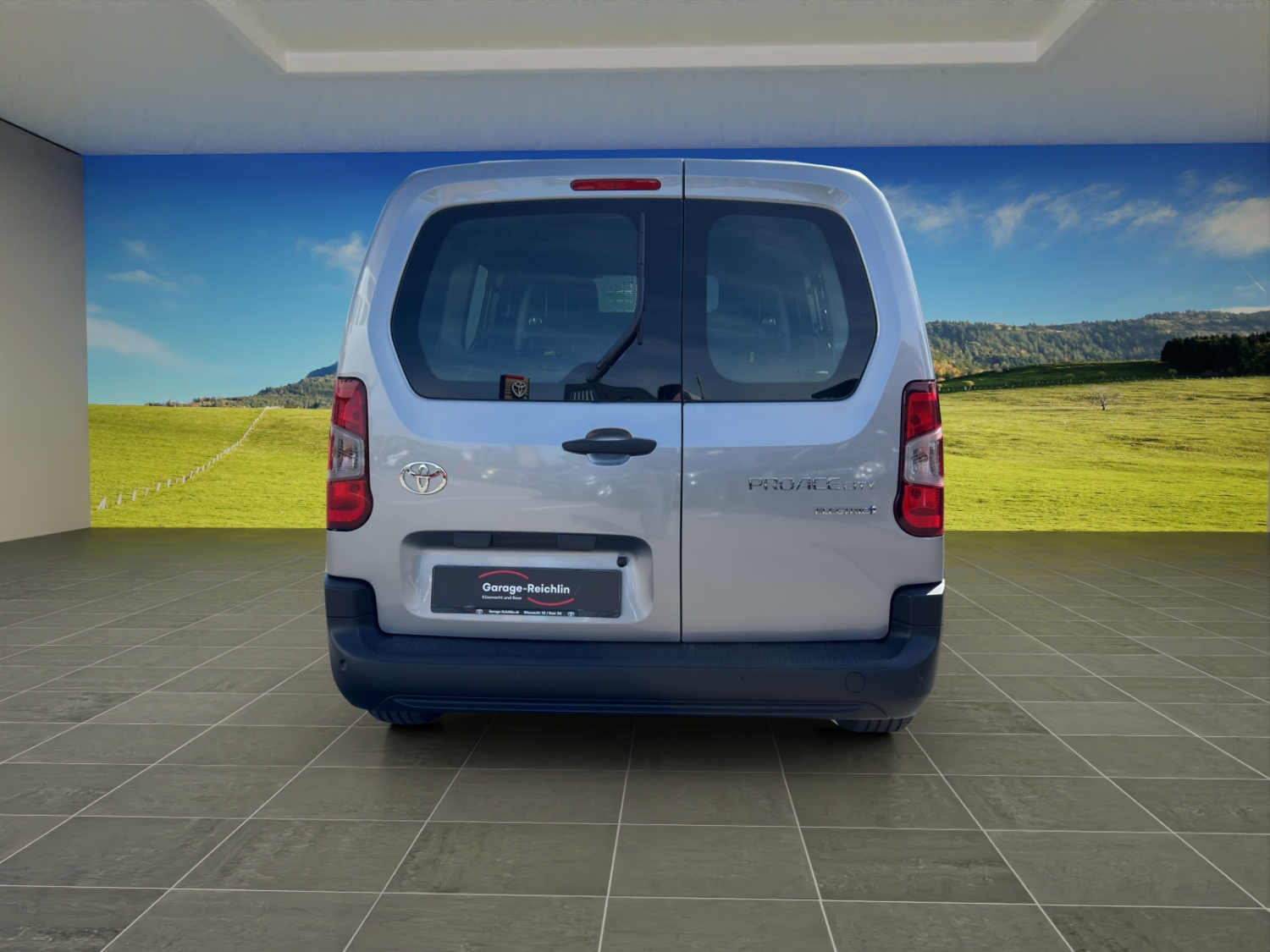 TOYOTA PROACE CITY Van L2 52KWh Advanced-showroom-element-3