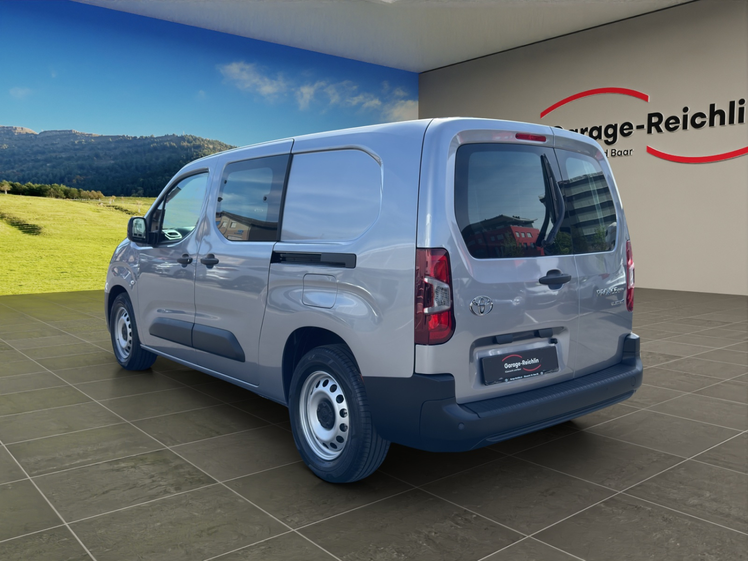 TOYOTA PROACE CITY Van L2 52KWh Advanced-showroom-element-2