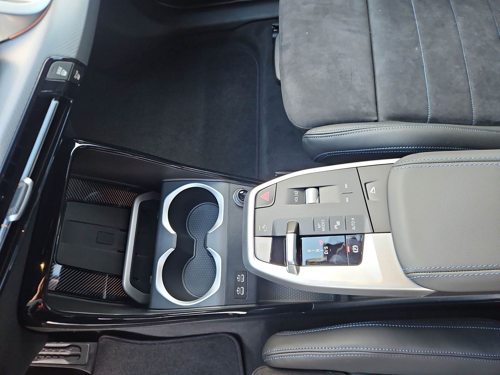 BMW X1 xDrive M35i-image-22