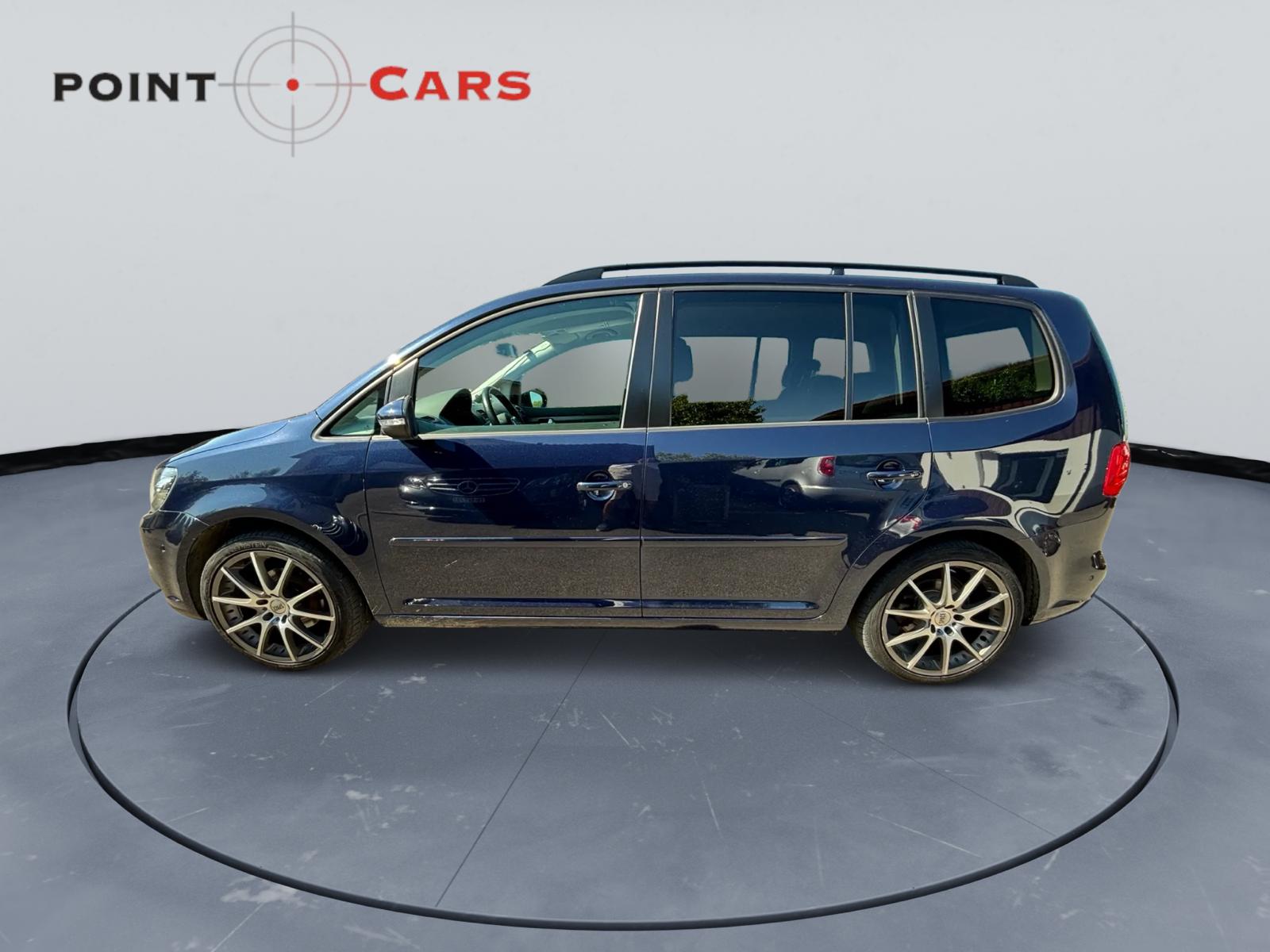 VW Touran 1.6 TDI Comfortline DSG-image-1
