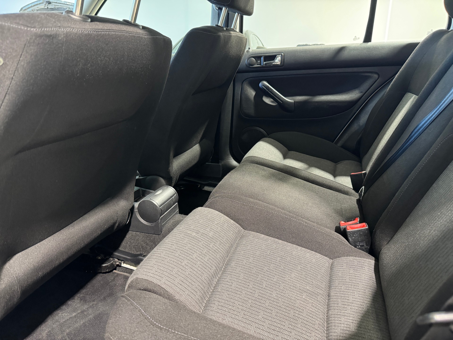 VW Golf Variant 2.0 Pacific 4Motion-image-11