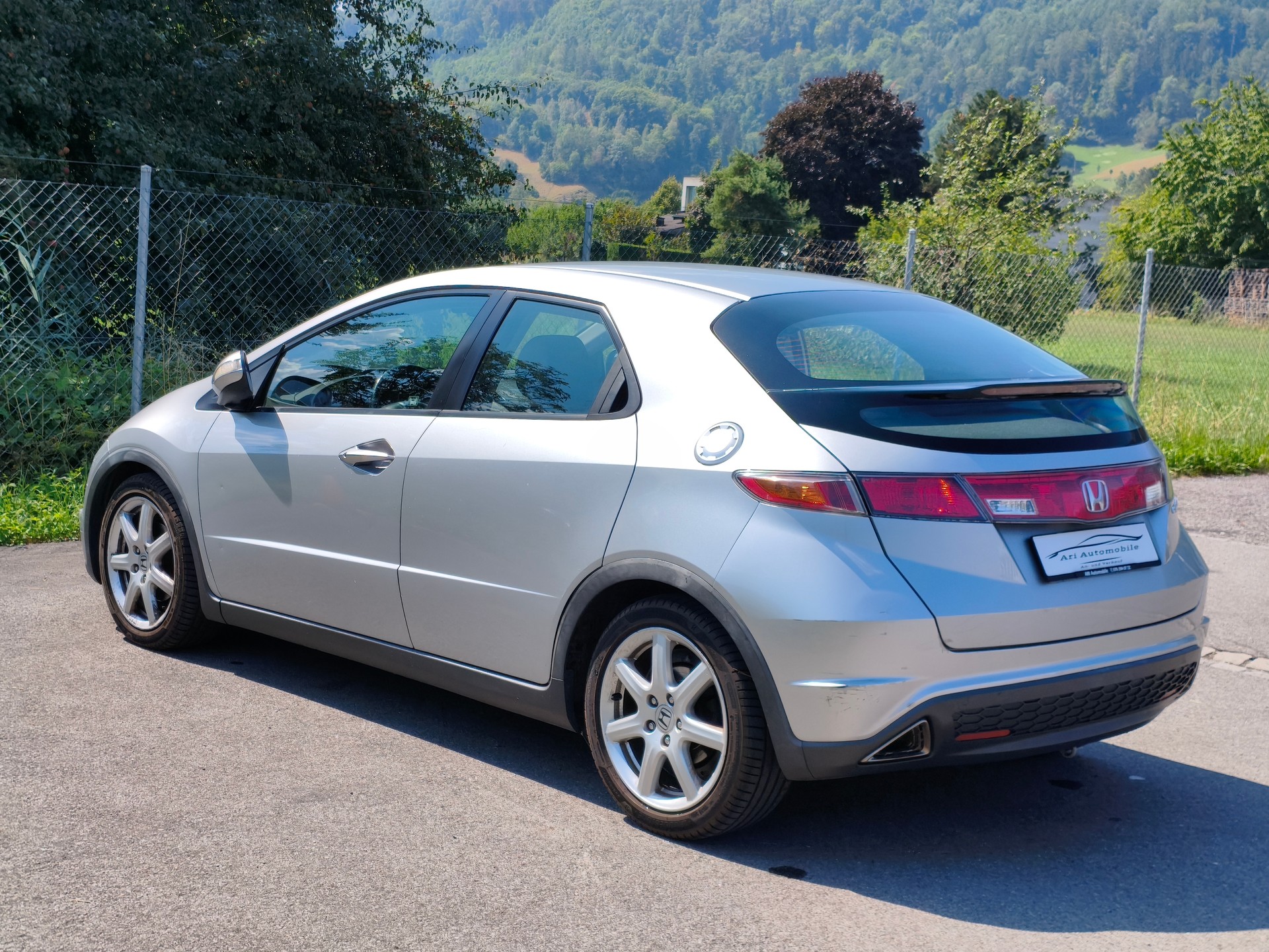 HONDA Civic 1.8i Comfort-image-8