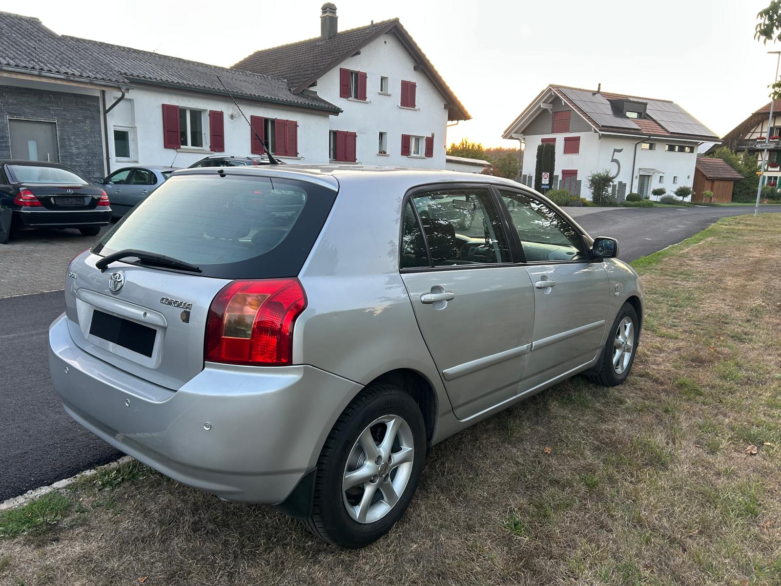 TOYOTA Corolla 1.6 Linea Sol-image-4